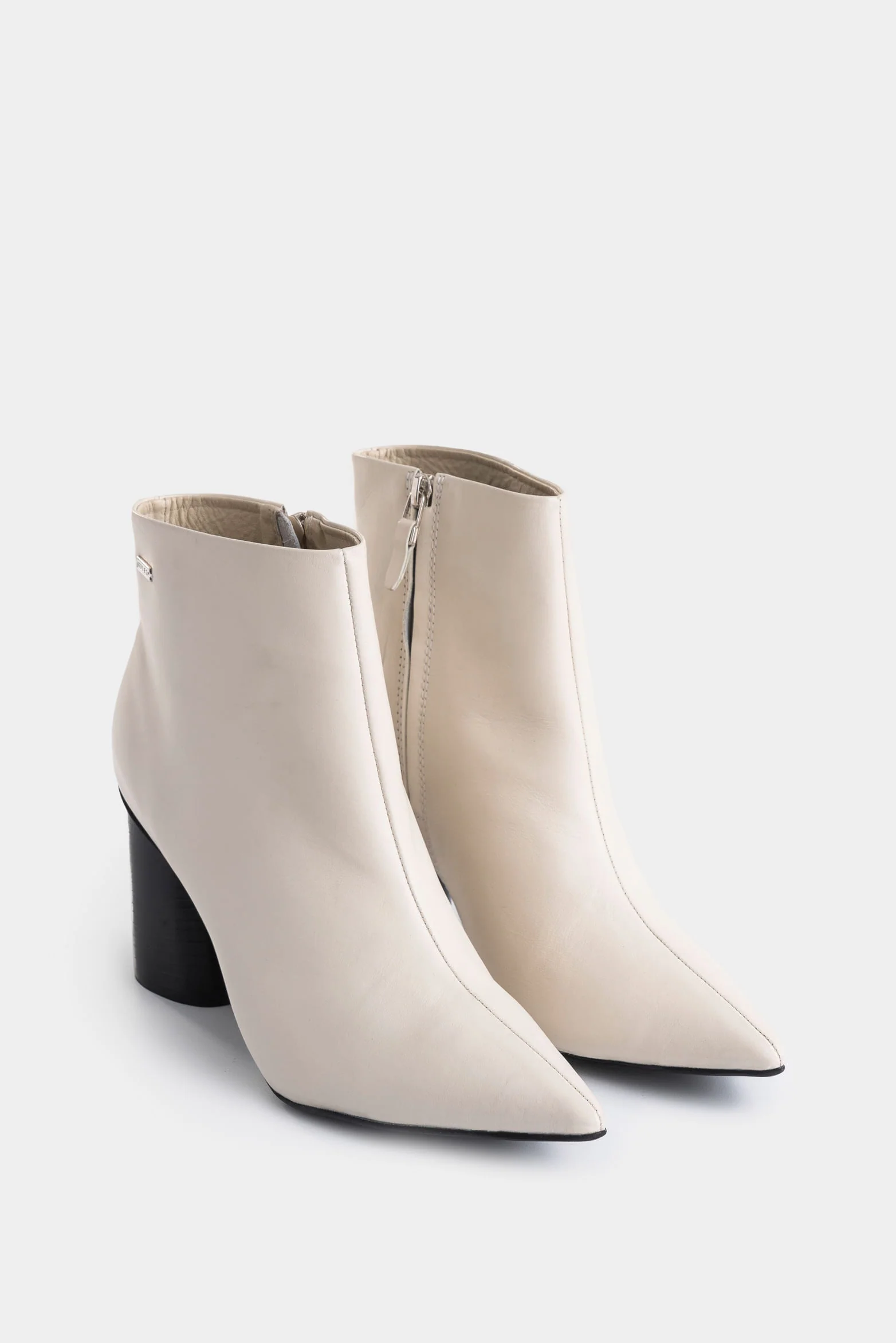 Agata Leather Ankle Boots for Women Pointed Toe - Image 2