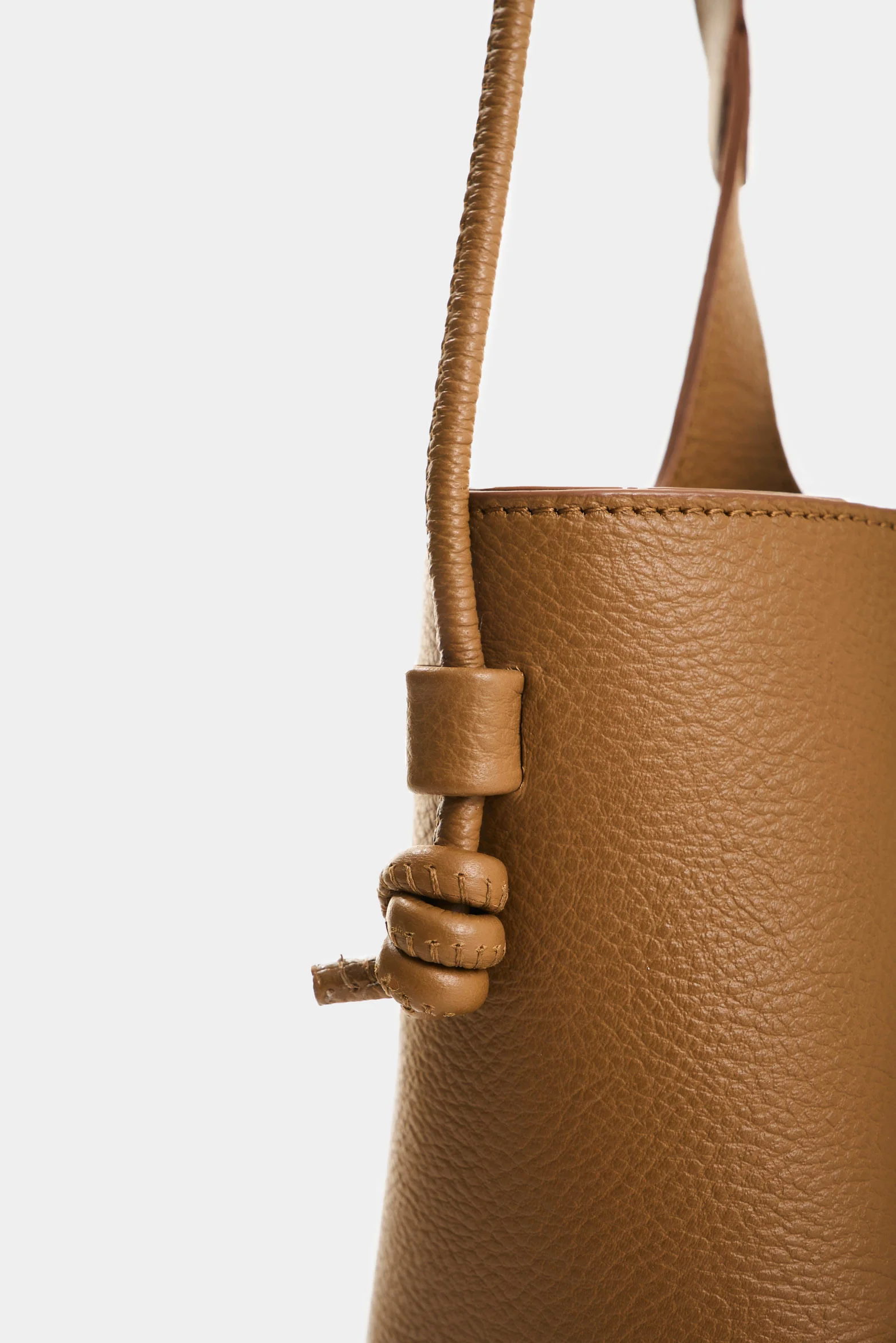 Ailana leather bowling bag for women - Image 4