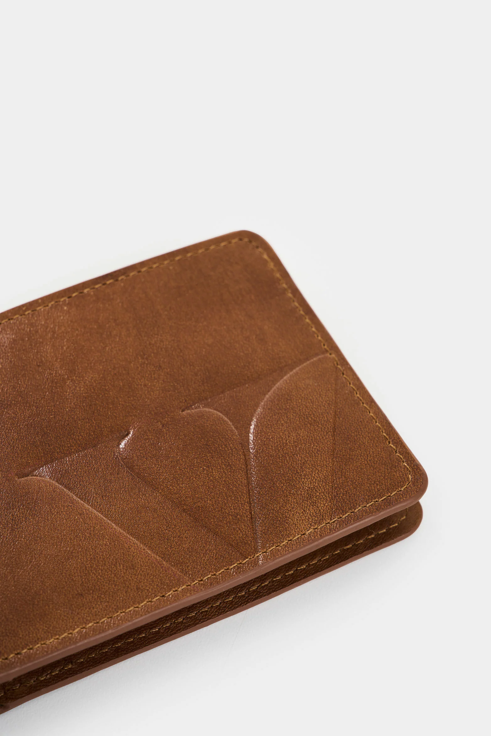 Alden Men's Leather Monogram Wallet - Image 4