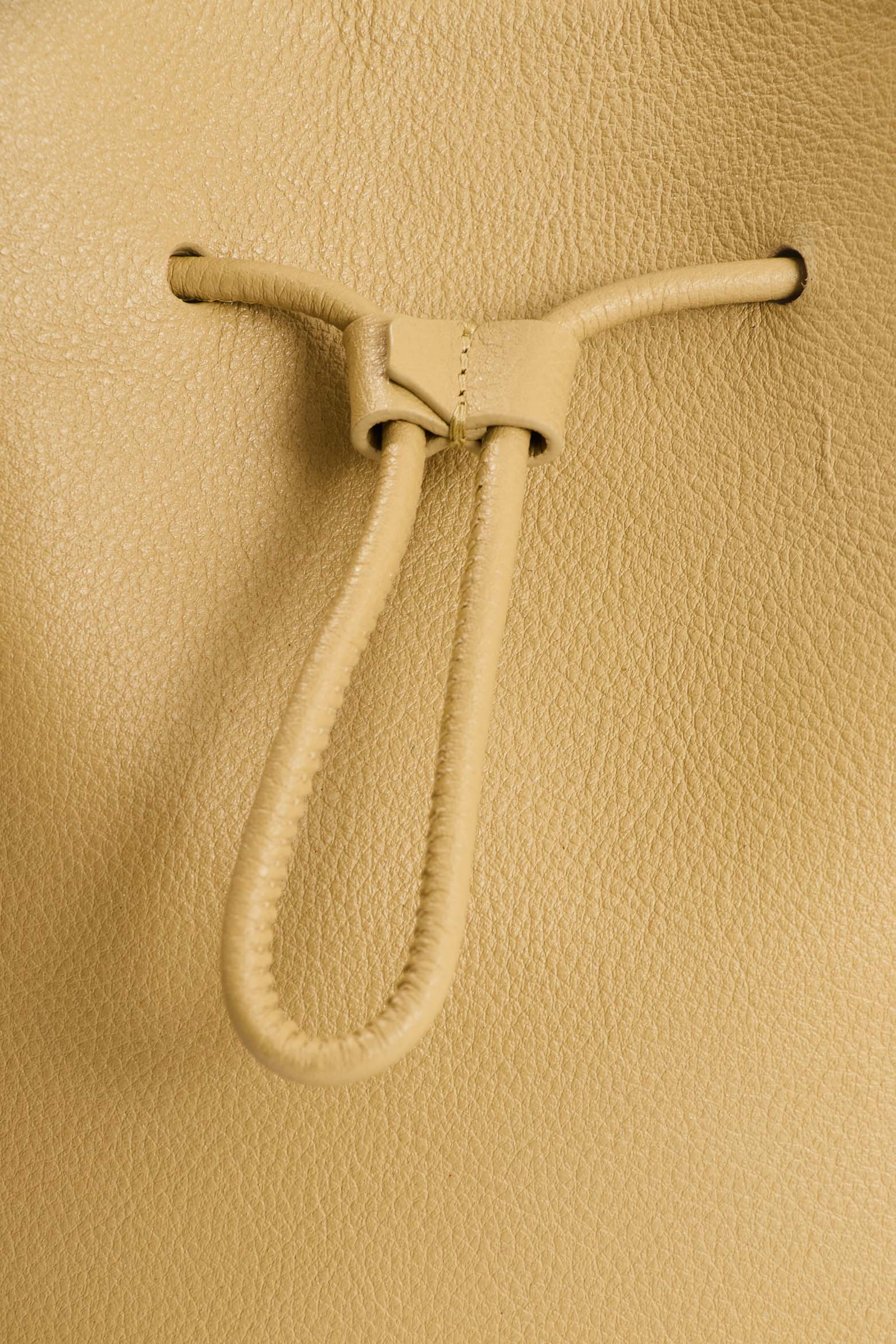 Aromia leather shopping bag for women - Image 4