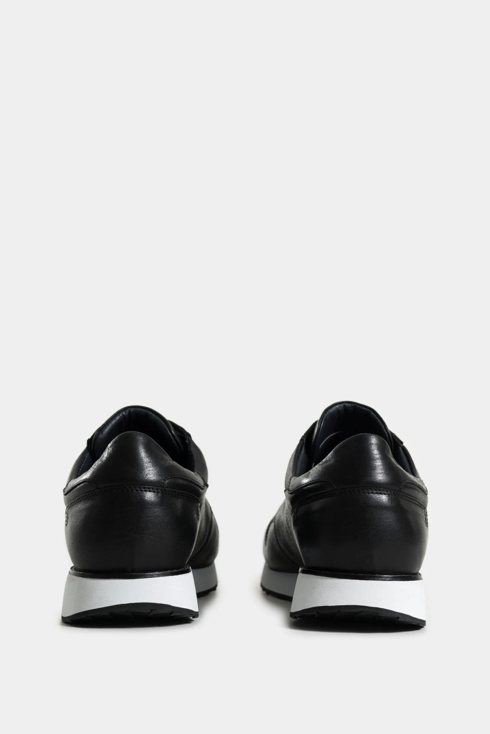 Artisan 2 Leather Tennis Shoes with Heel Tab for Men - Image 3
