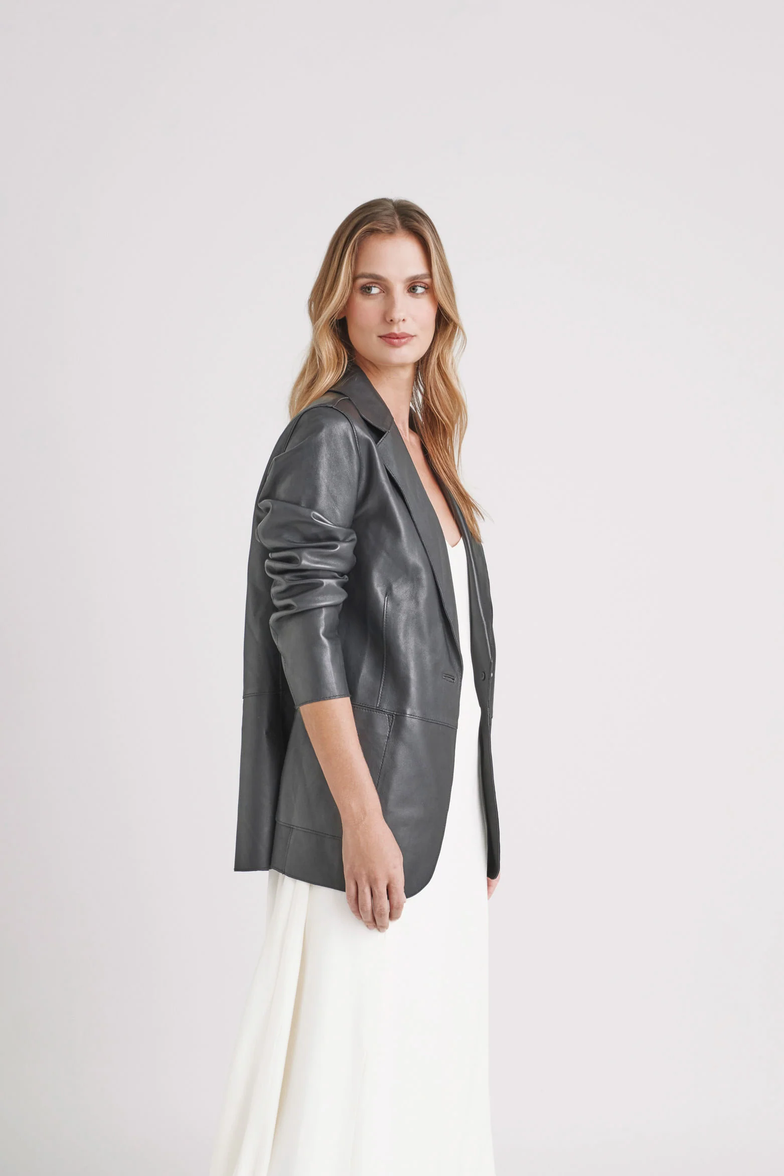 Astromelia leather blazer for women straight fit - Image 4