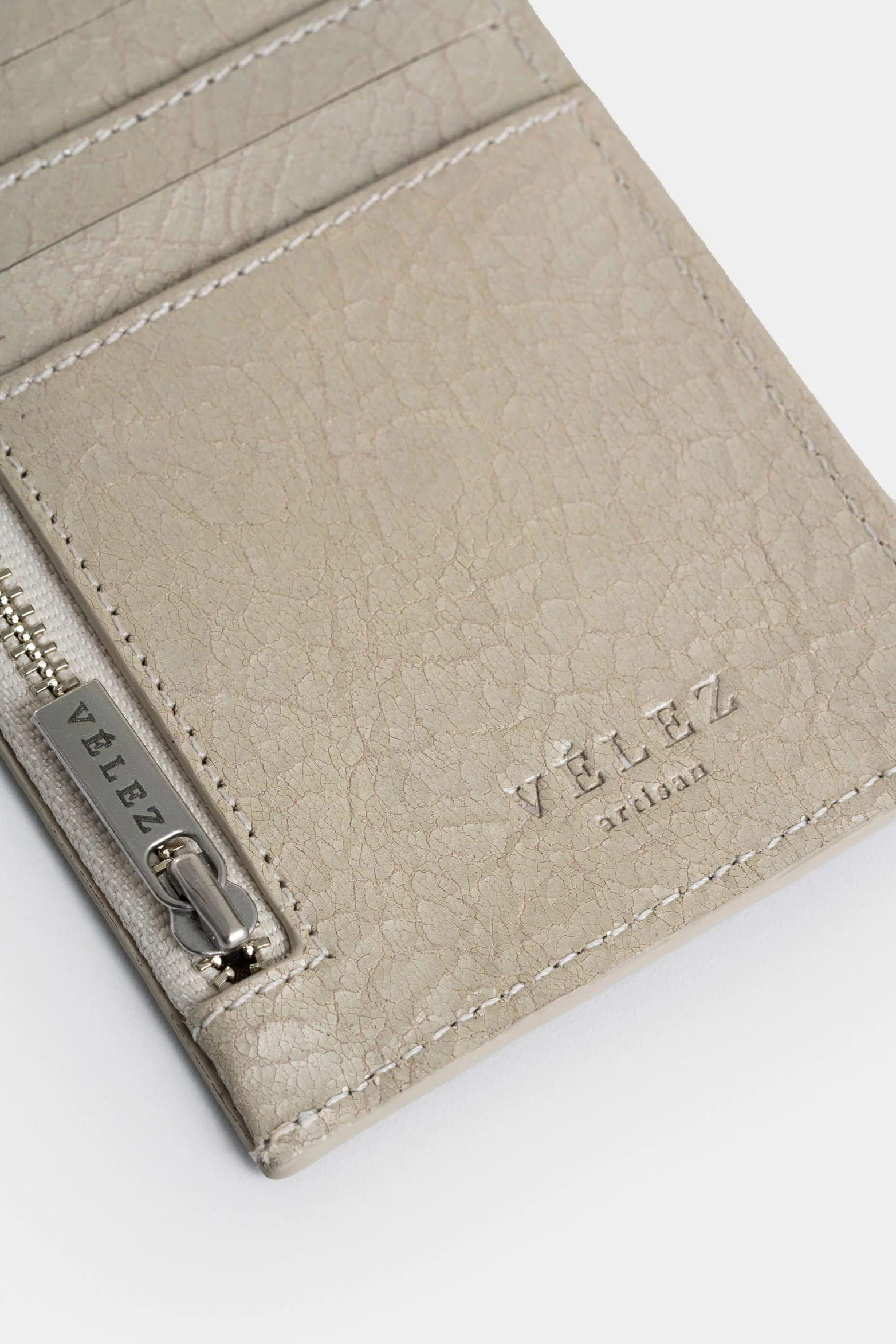 Ava Leather Document Holder for Women Vintage Effect - Image 5