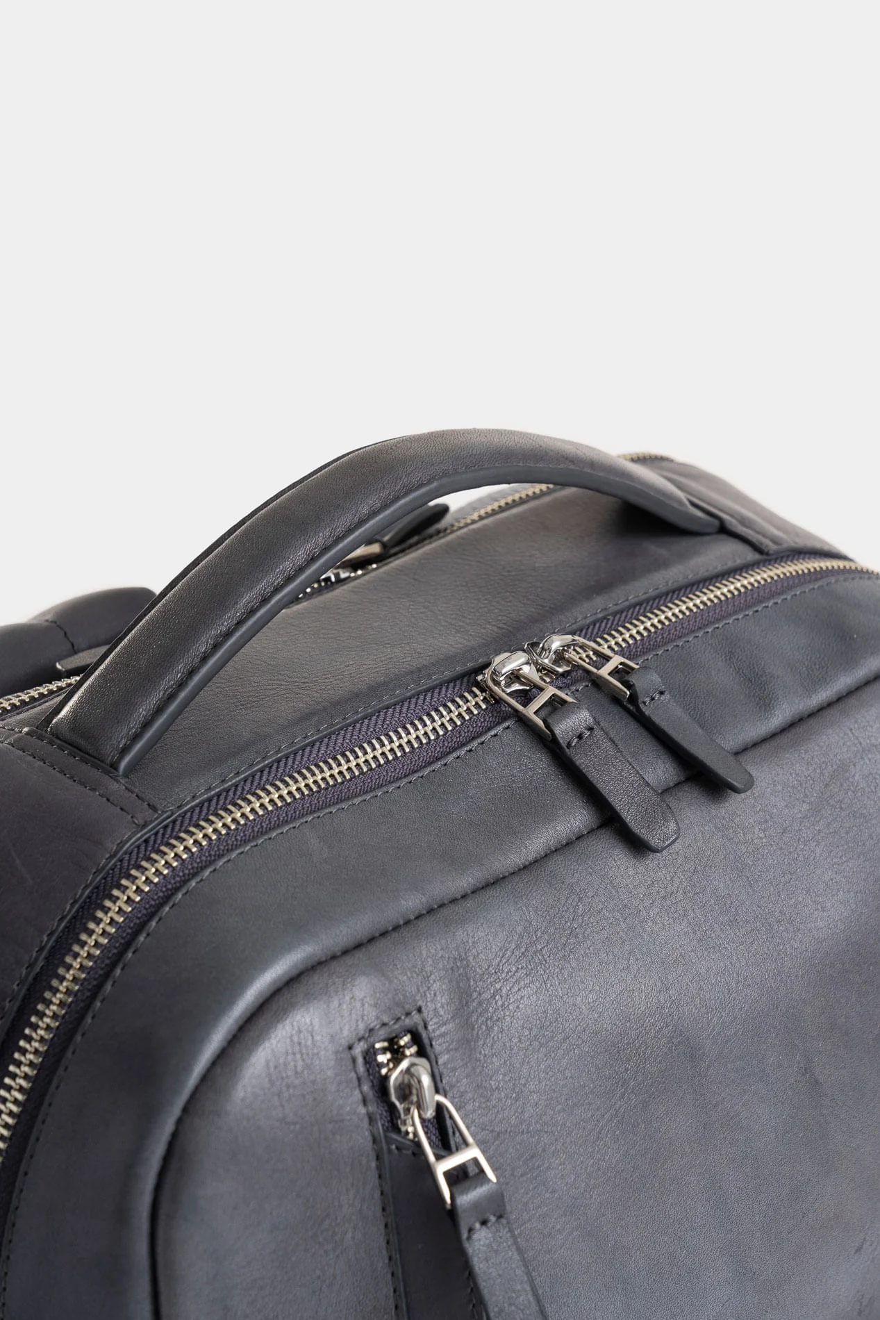 Barceló 2 Leather Bag for Men Multifunctional - Image 4