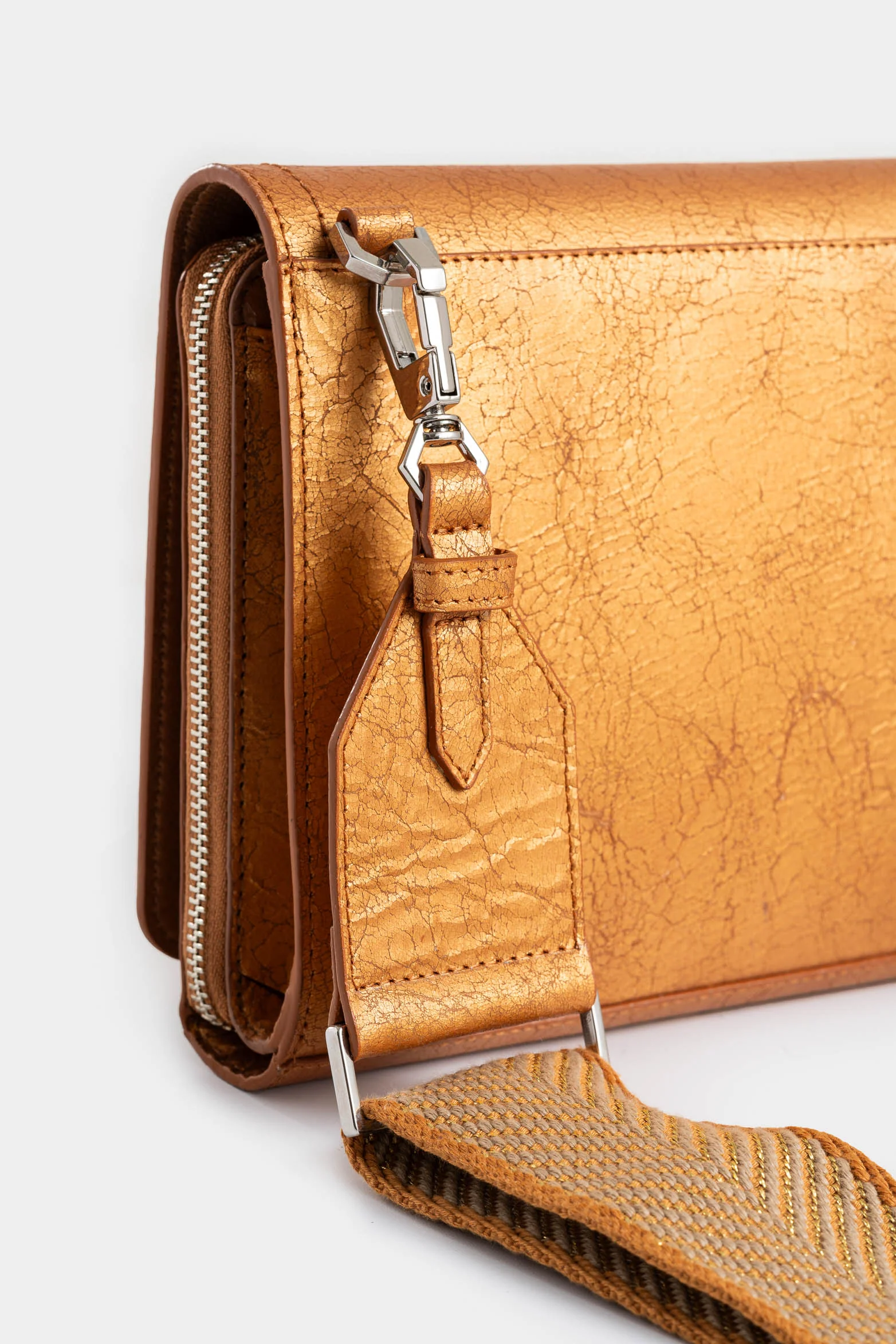 Bowling Abi Leather Bag with Braided Strap - Image 4