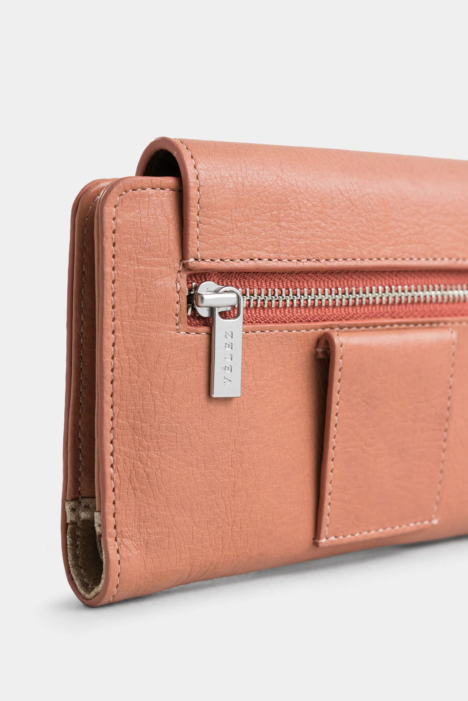Bravo Leather Wallet for Women with Hexagonal Cut - Image 4