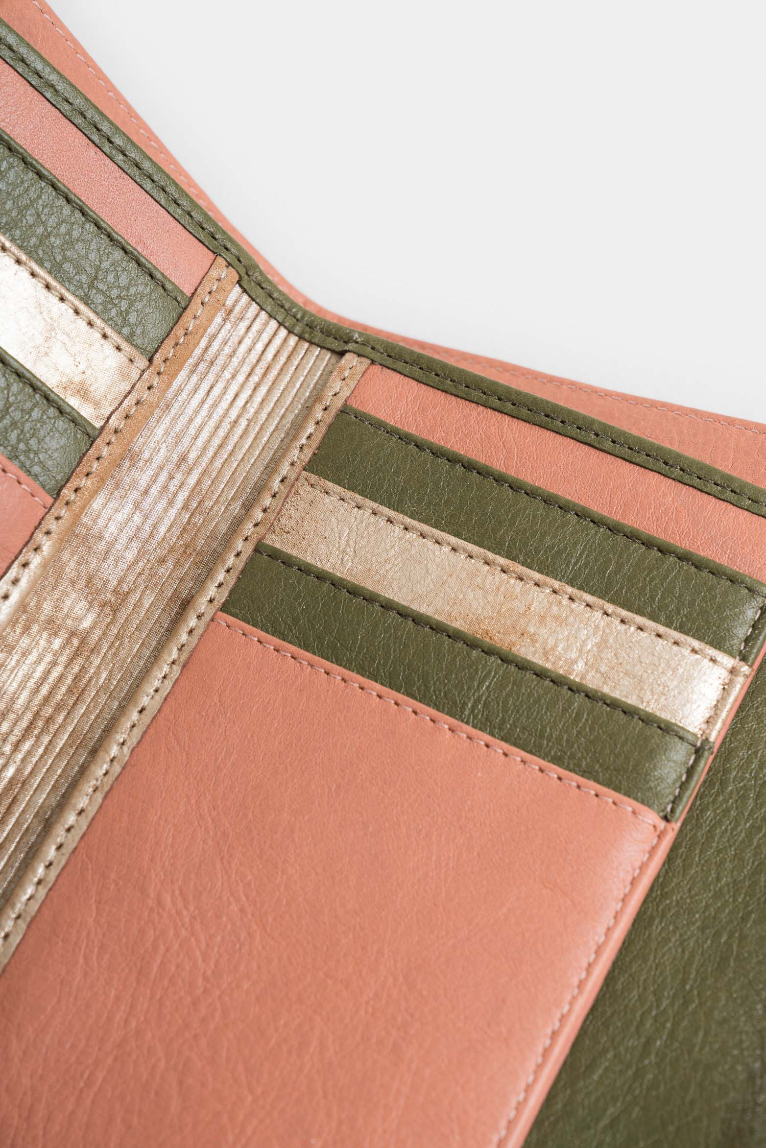 Bravo Leather Wallet for Women with Hexagonal Cut - Image 5