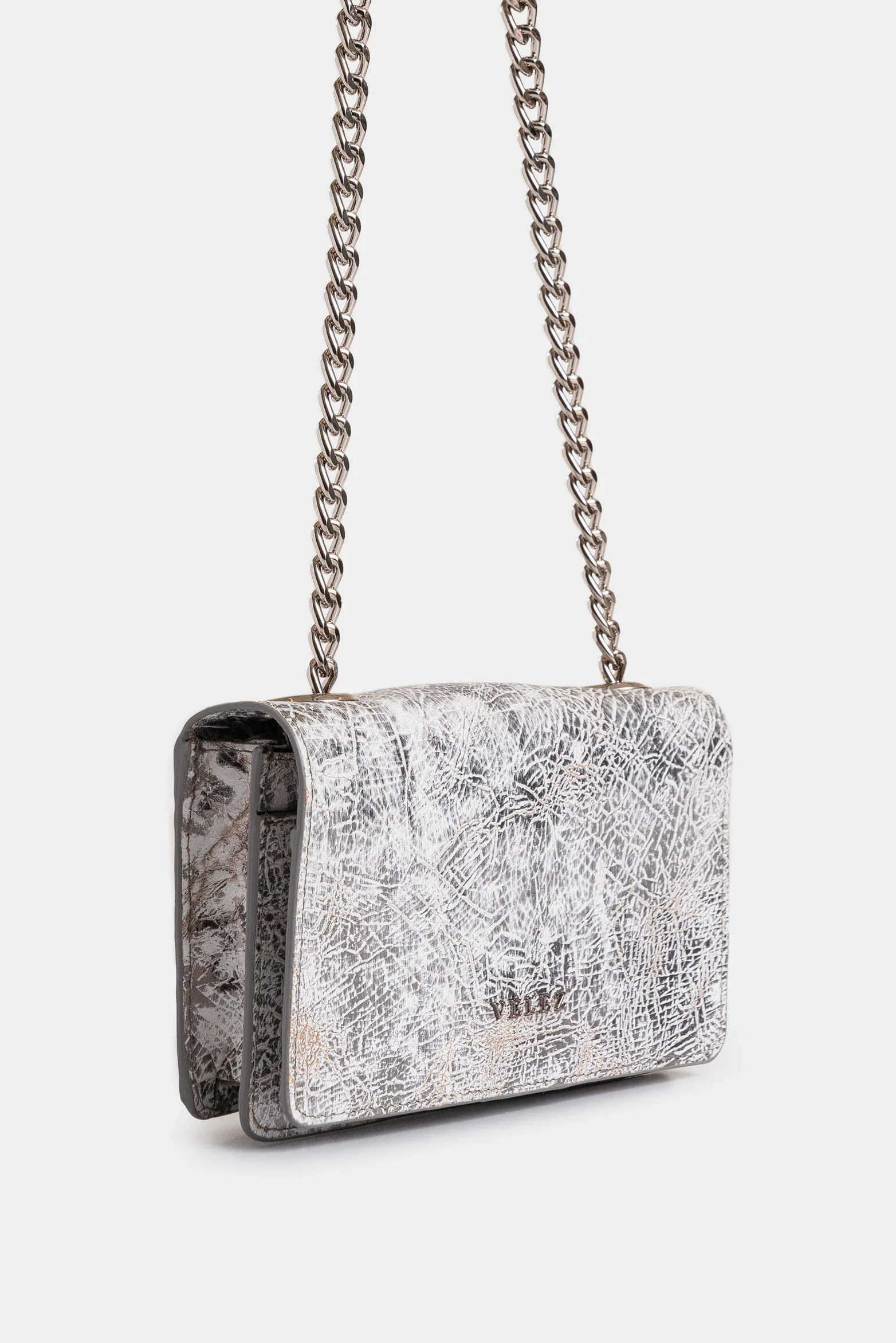 Budda cracked leather crossbody bag for women with chain detail - Image 2