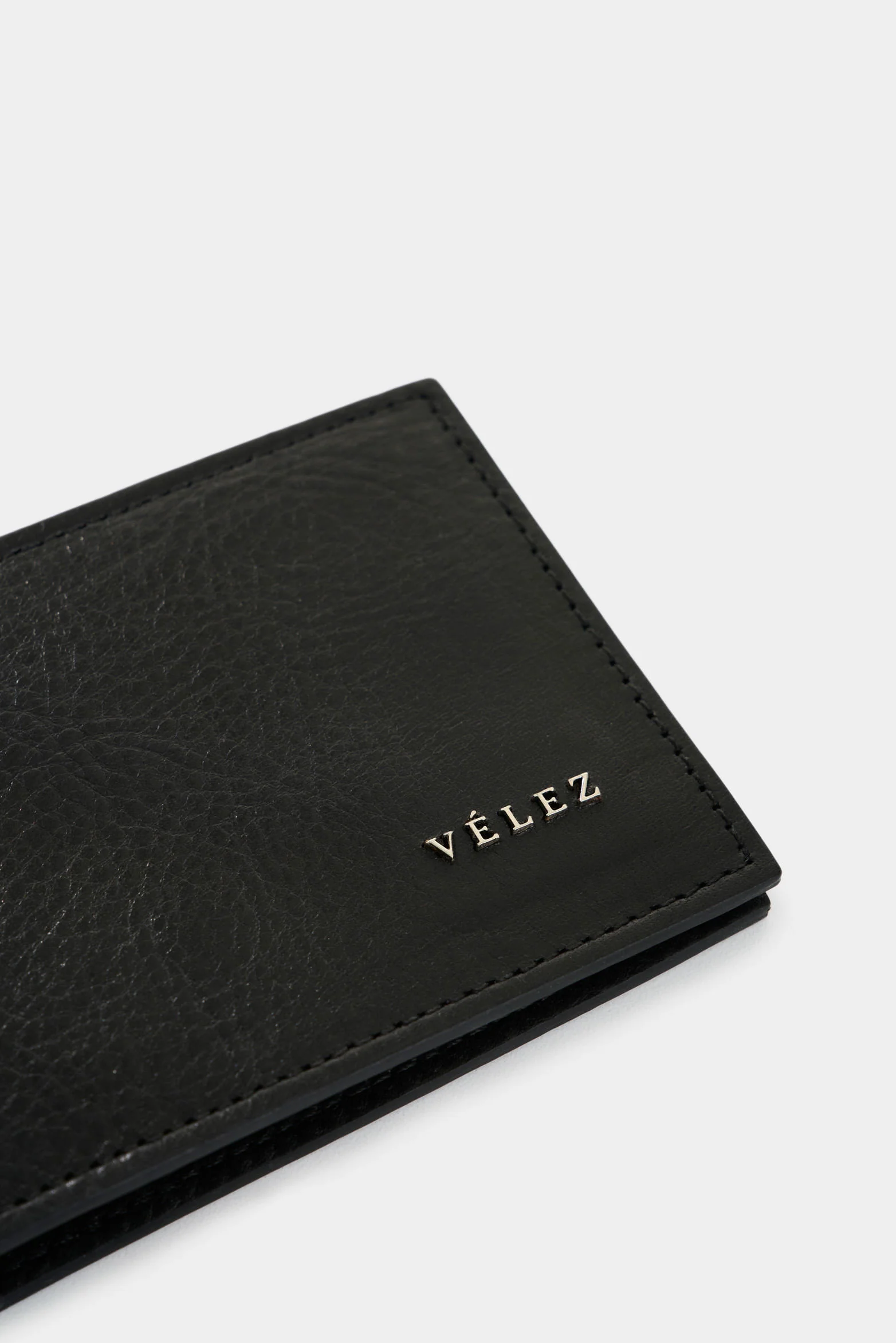 Dalia Men's Leather Billfold - Image 4