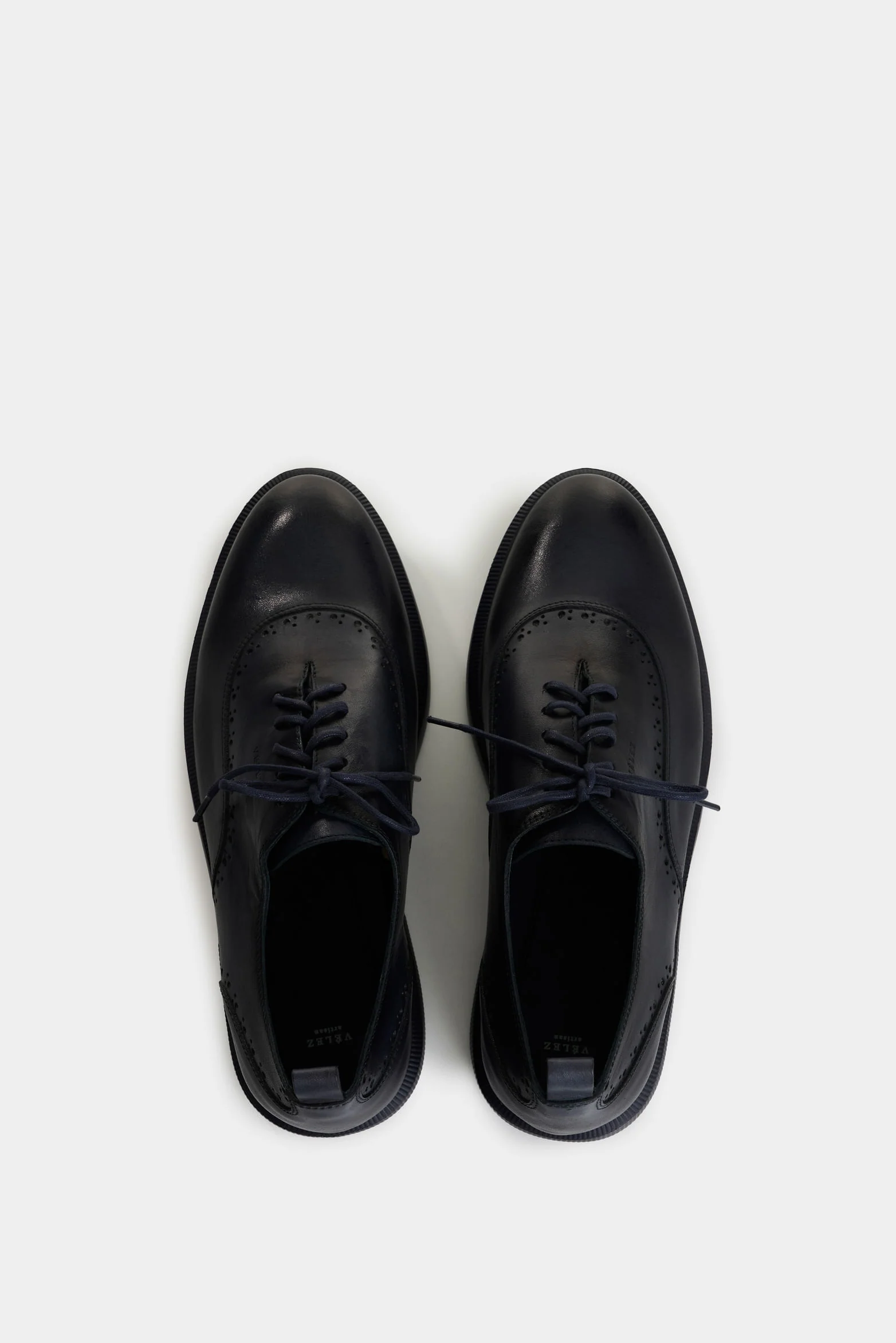 Elon leather lace-up shoes for men, perfect for the office. - Image 4