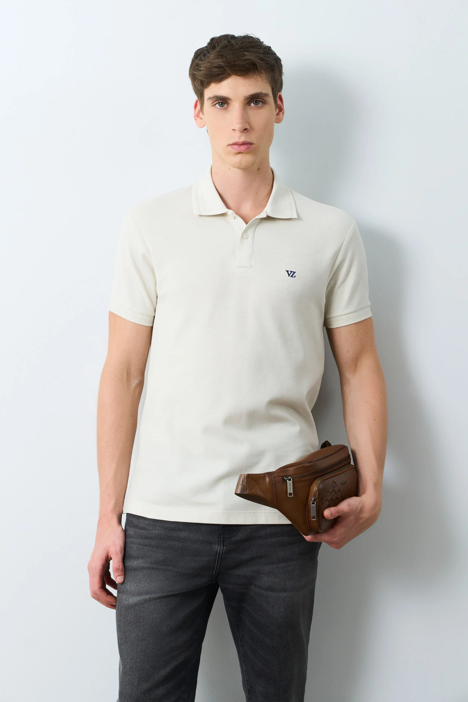 Essential short-sleeve polo for men  textured - Image 7