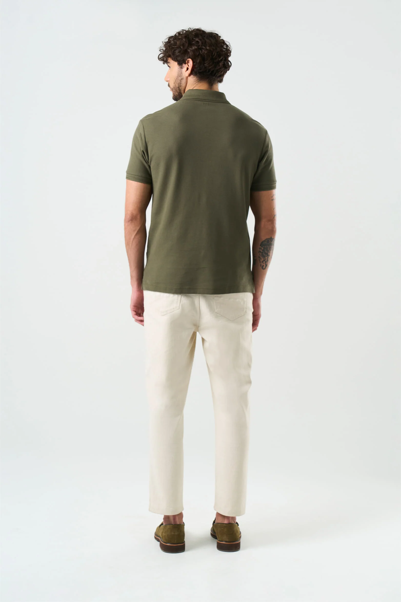 Essential short-sleeve polo for men  textured - Image 3