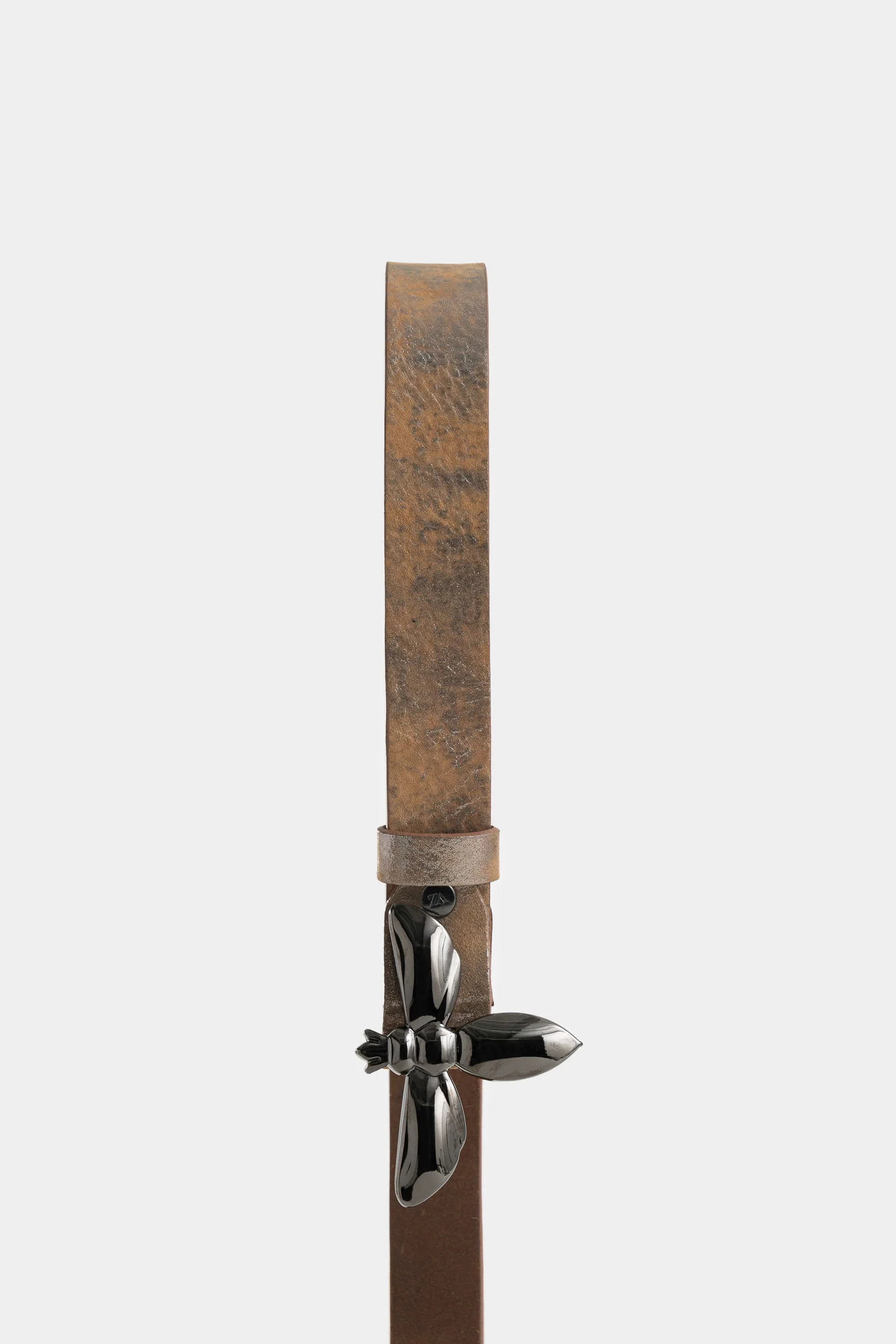 Folia Leather Single-Sided Belt for Women with Bee Silhouette - Image 2