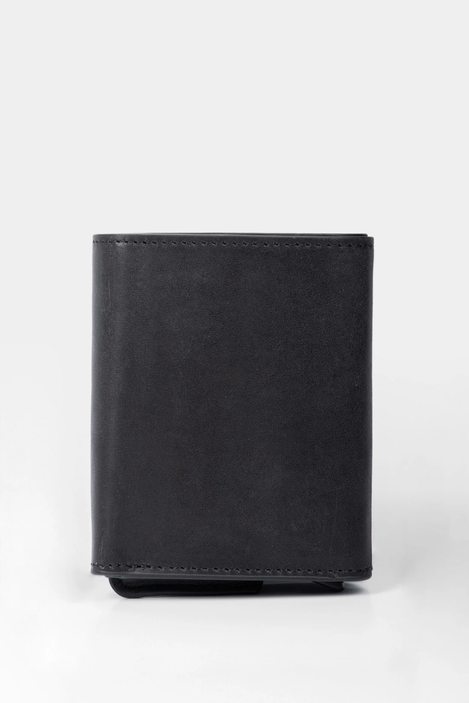 Garry Tech Leather Card Holder in Black - Image 3