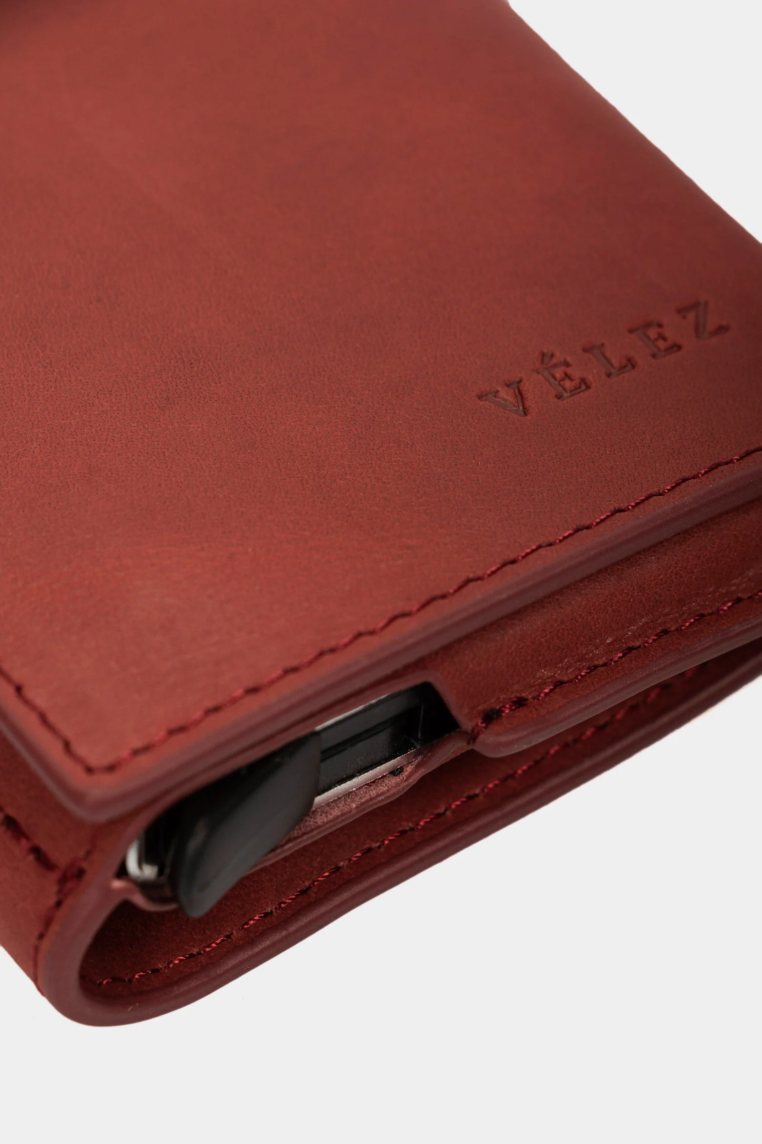 Garry Tech Leather Card Holder in Burgundy - Image 4
