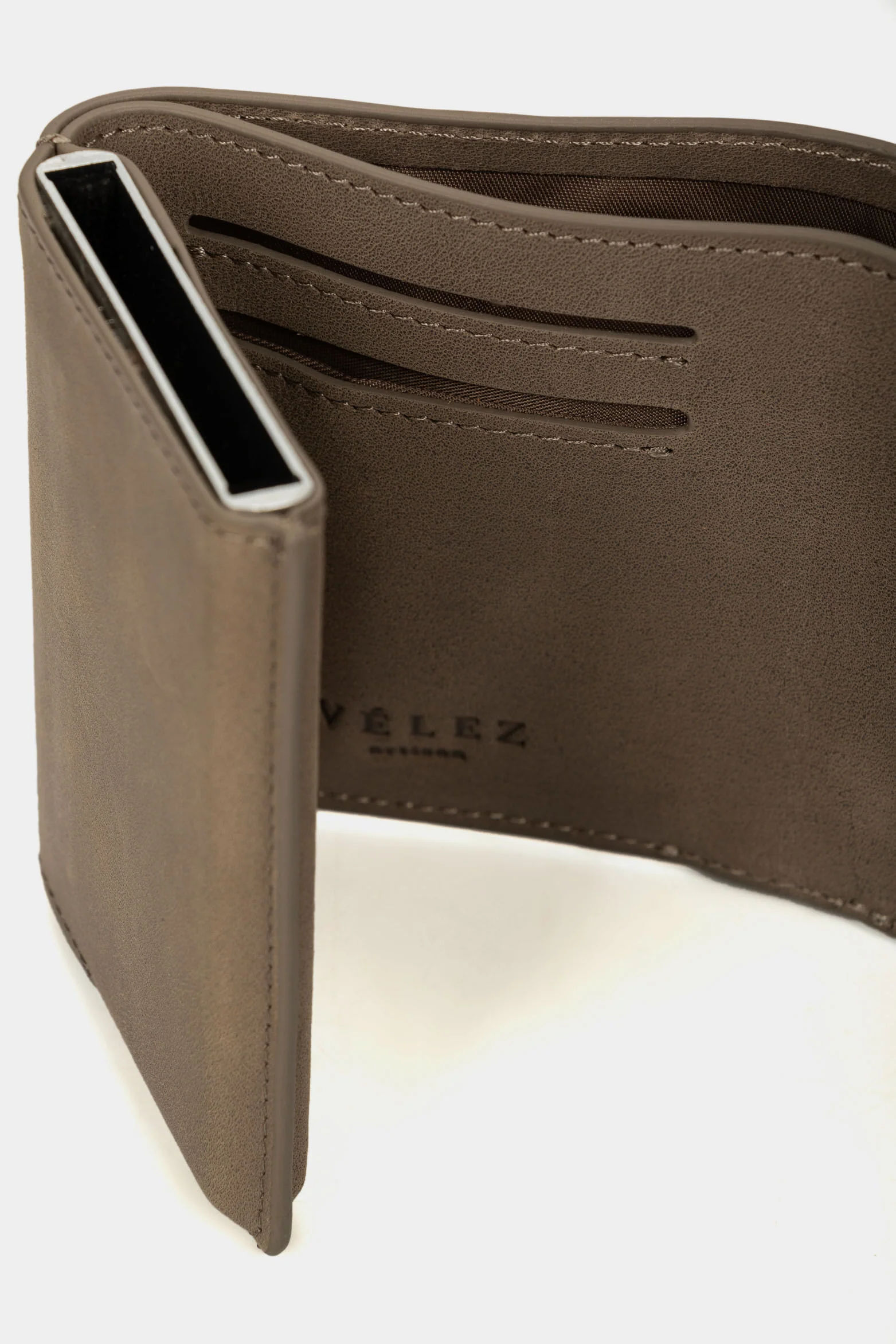 Garry Tech Leather Card Holder in Gray - Image 5
