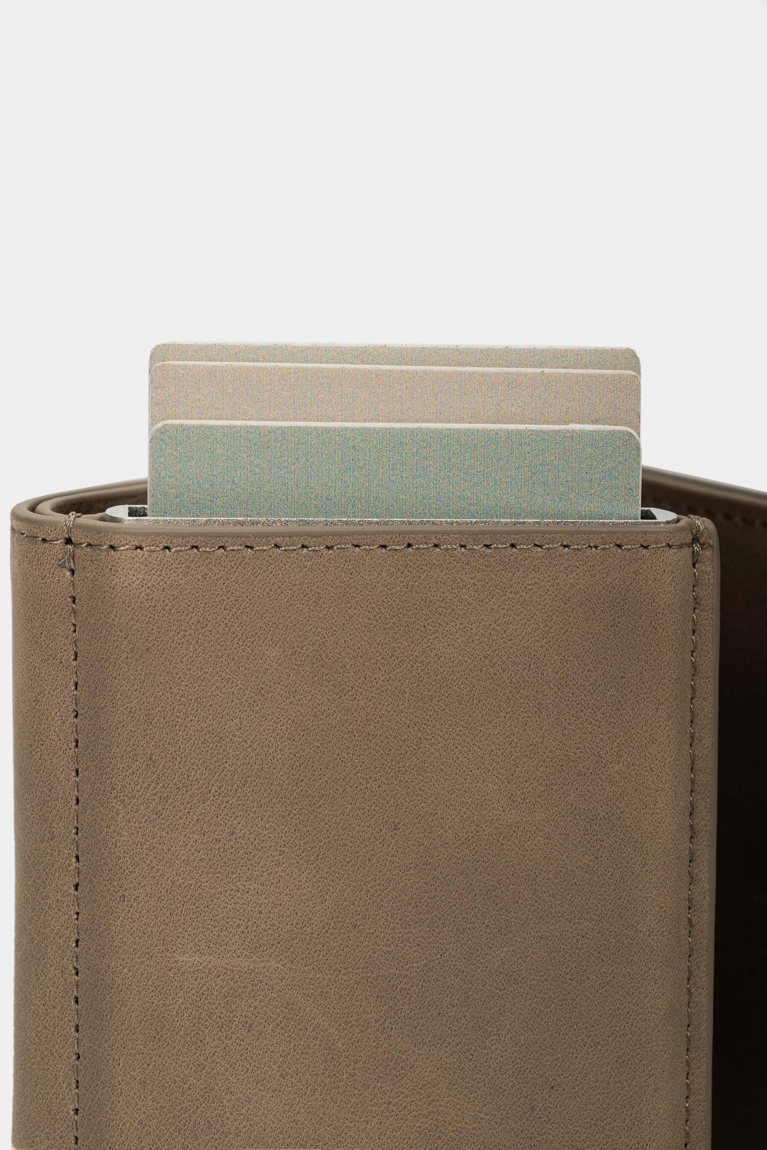 Garry Tech Leather Card Holder in Gray - Image 6