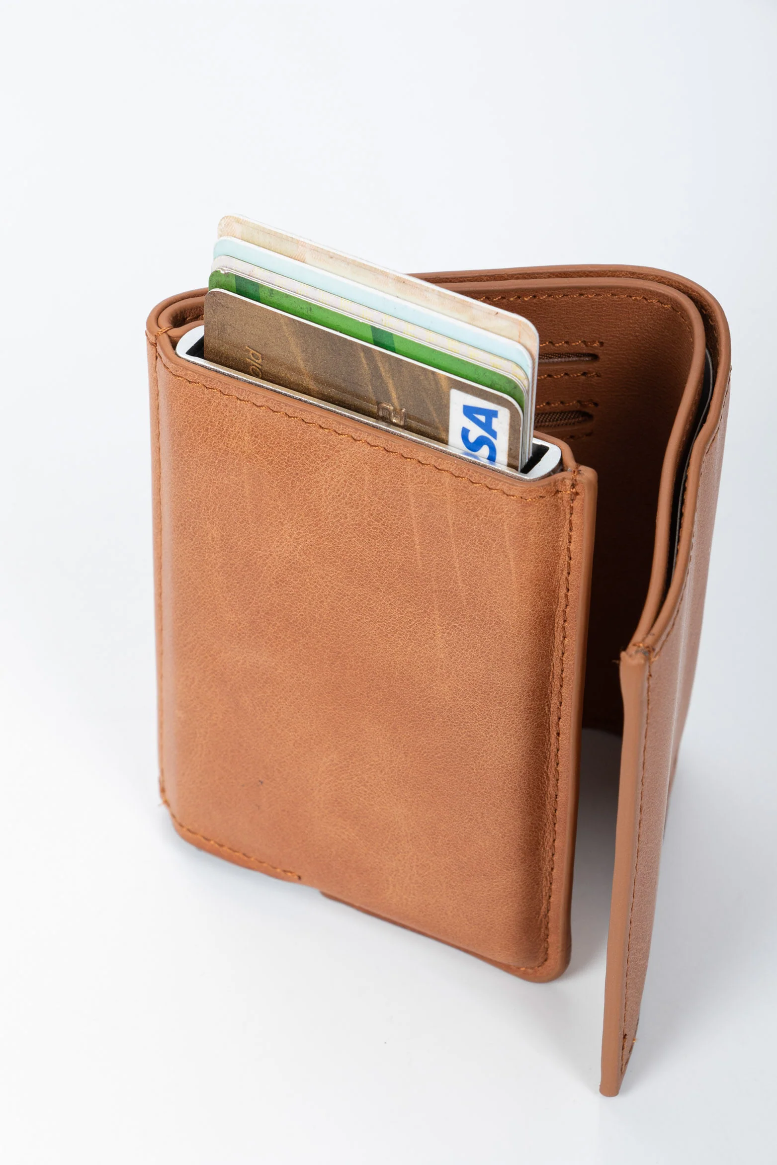Garry Tech Leather Card Holder in Honey - Image 4