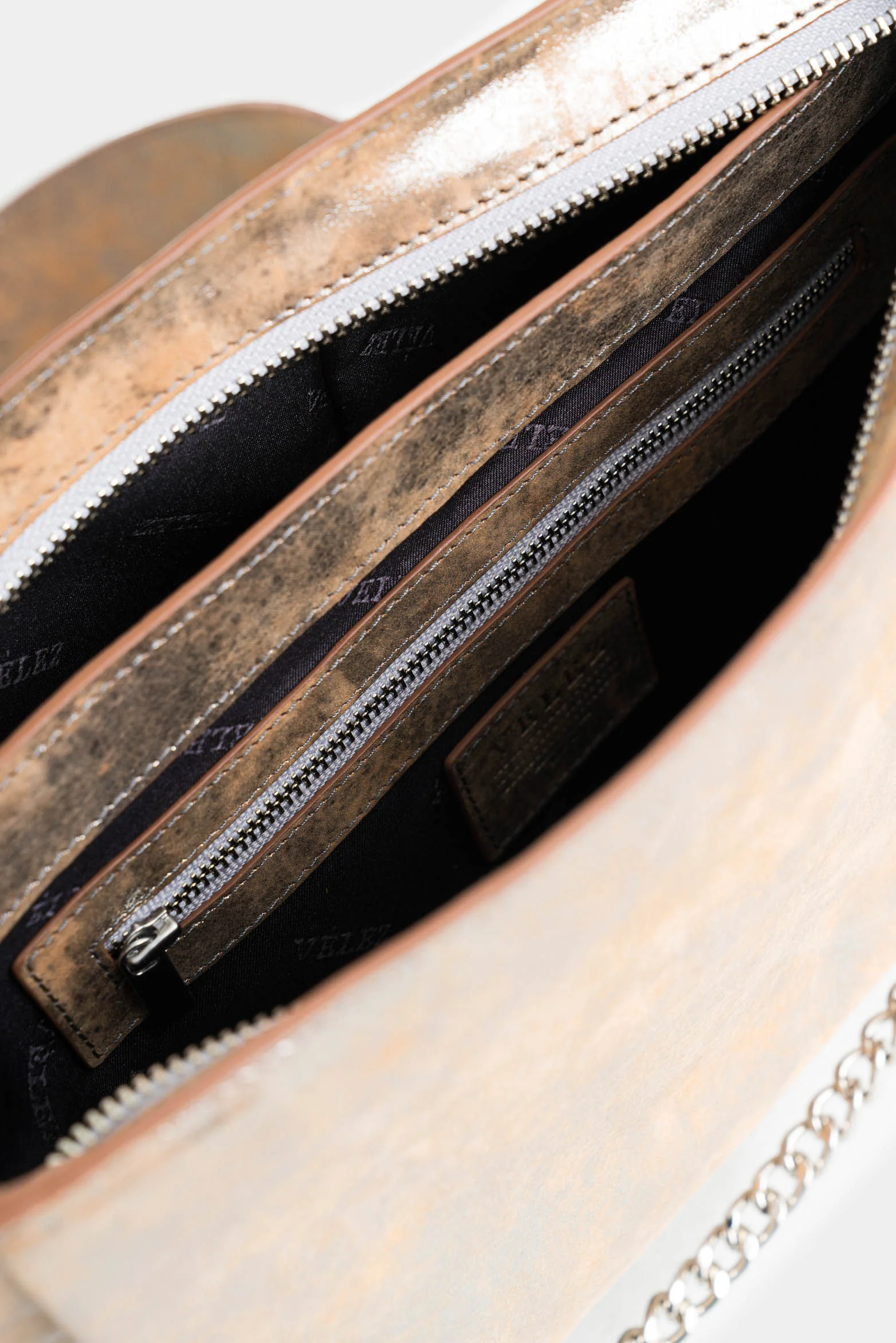 Glyceria Folia Leather Shopping Bag with Chain Hand Strap for Women - Image 5
