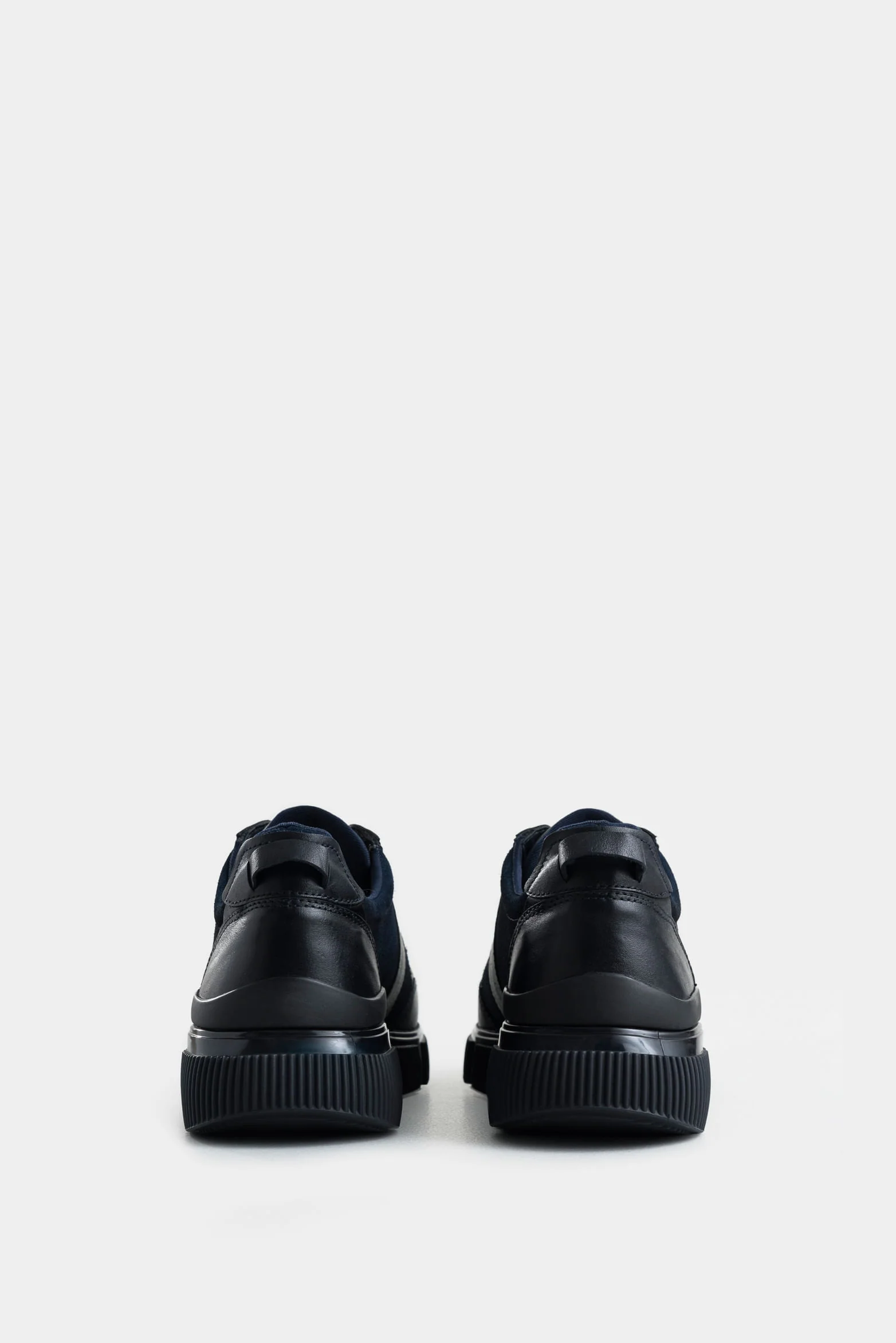 Halo 2 Leather Tennis Shoes for Men with Sport Sole - Image 3