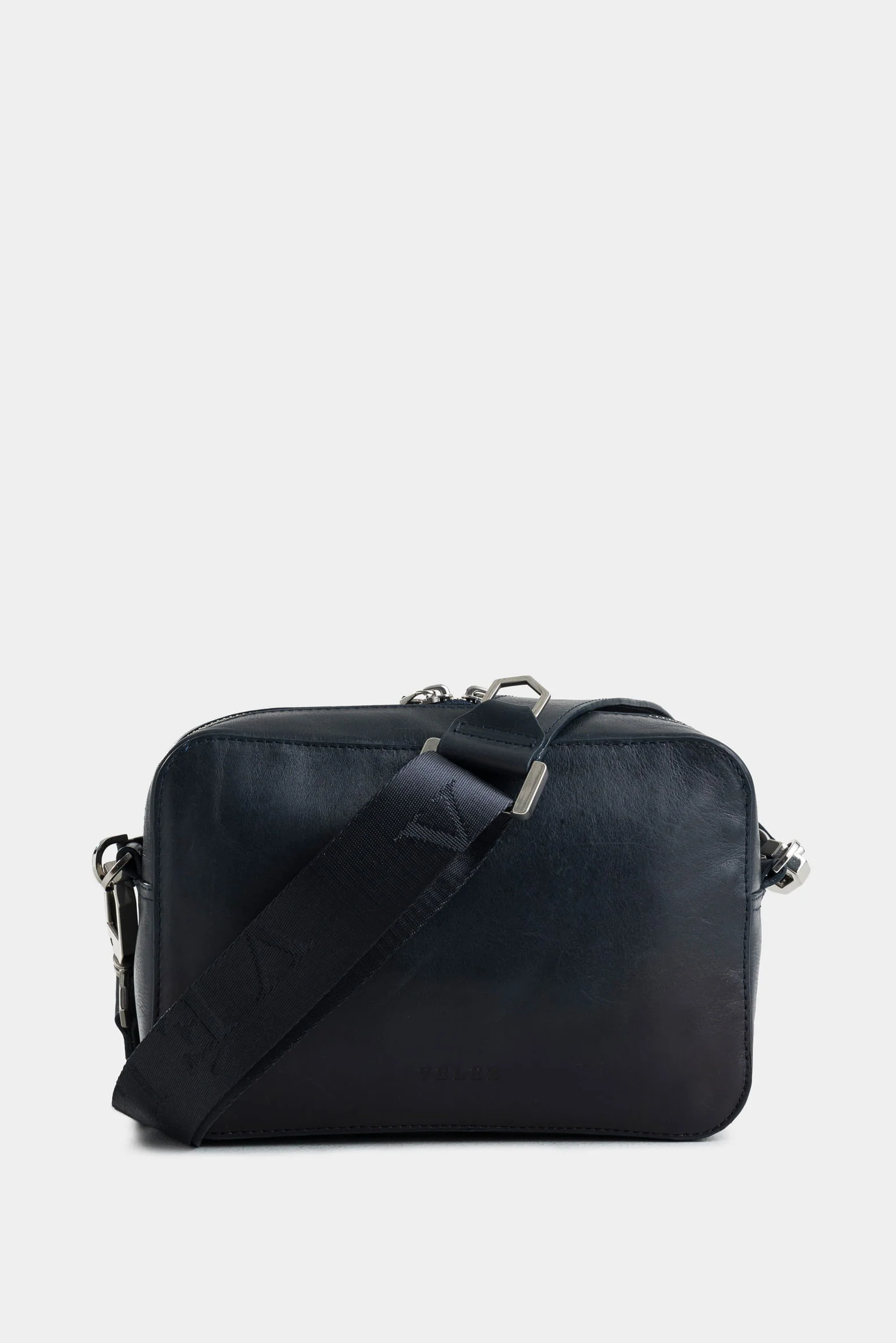 Halo Multifunctional Leather Hands-Free Bag for Men - Image 3