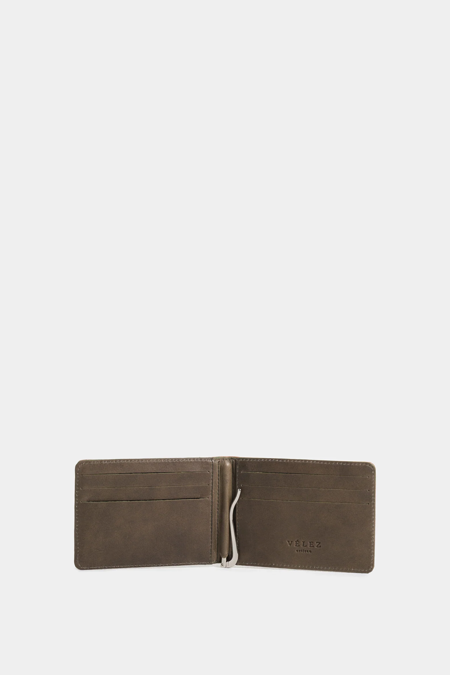Helios leather billfold wallet for men with minimalist silhouette - Image 2