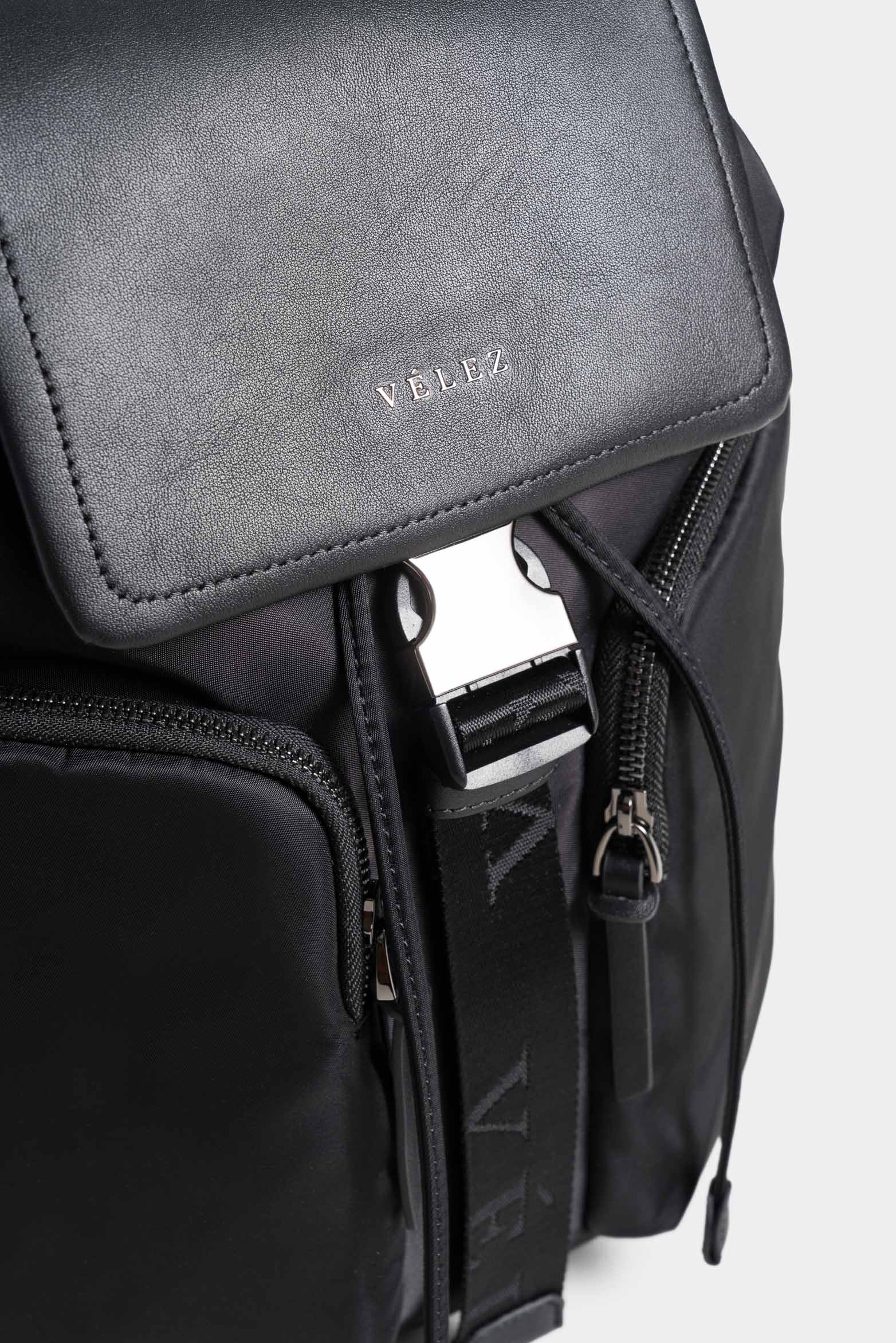 Ibiza Canvas and Leather Backpack for Women with Functional Plaque - Image 3