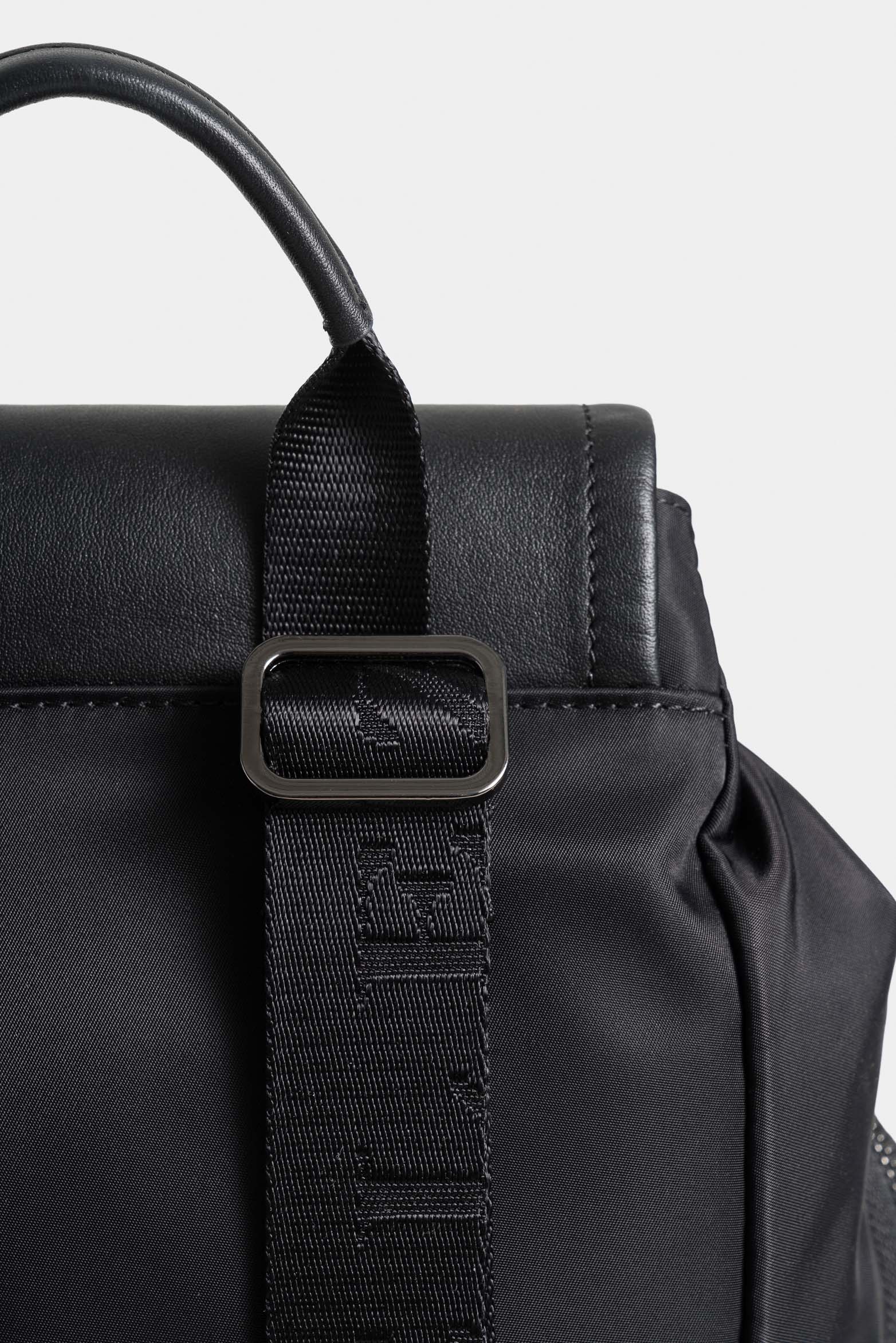 Ibiza Canvas and Leather Backpack for Women with Functional Plaque - Image 4