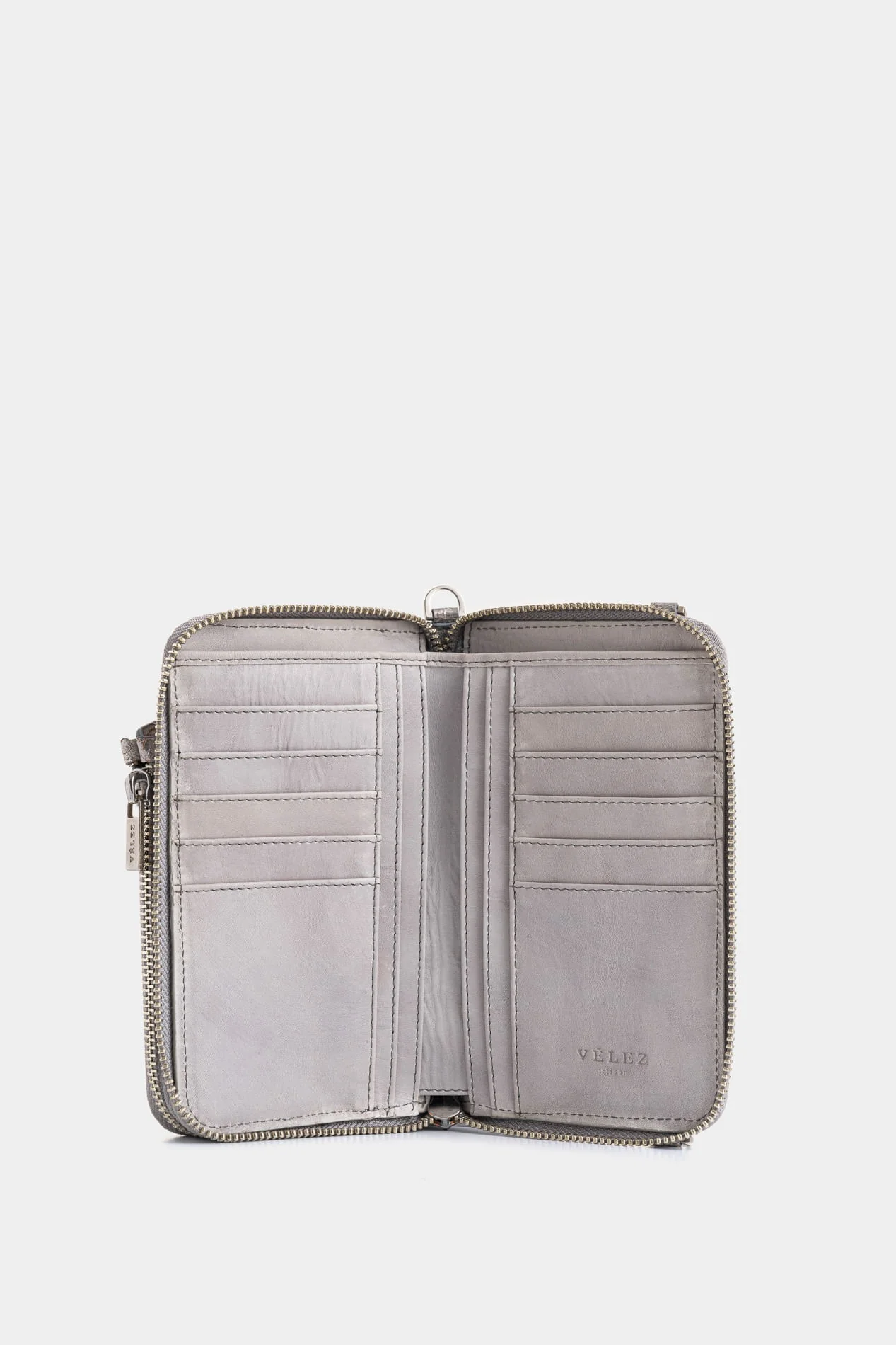 Ibiza Folia Leather Checkbook Holder for Women with Removable Chain - Image 2