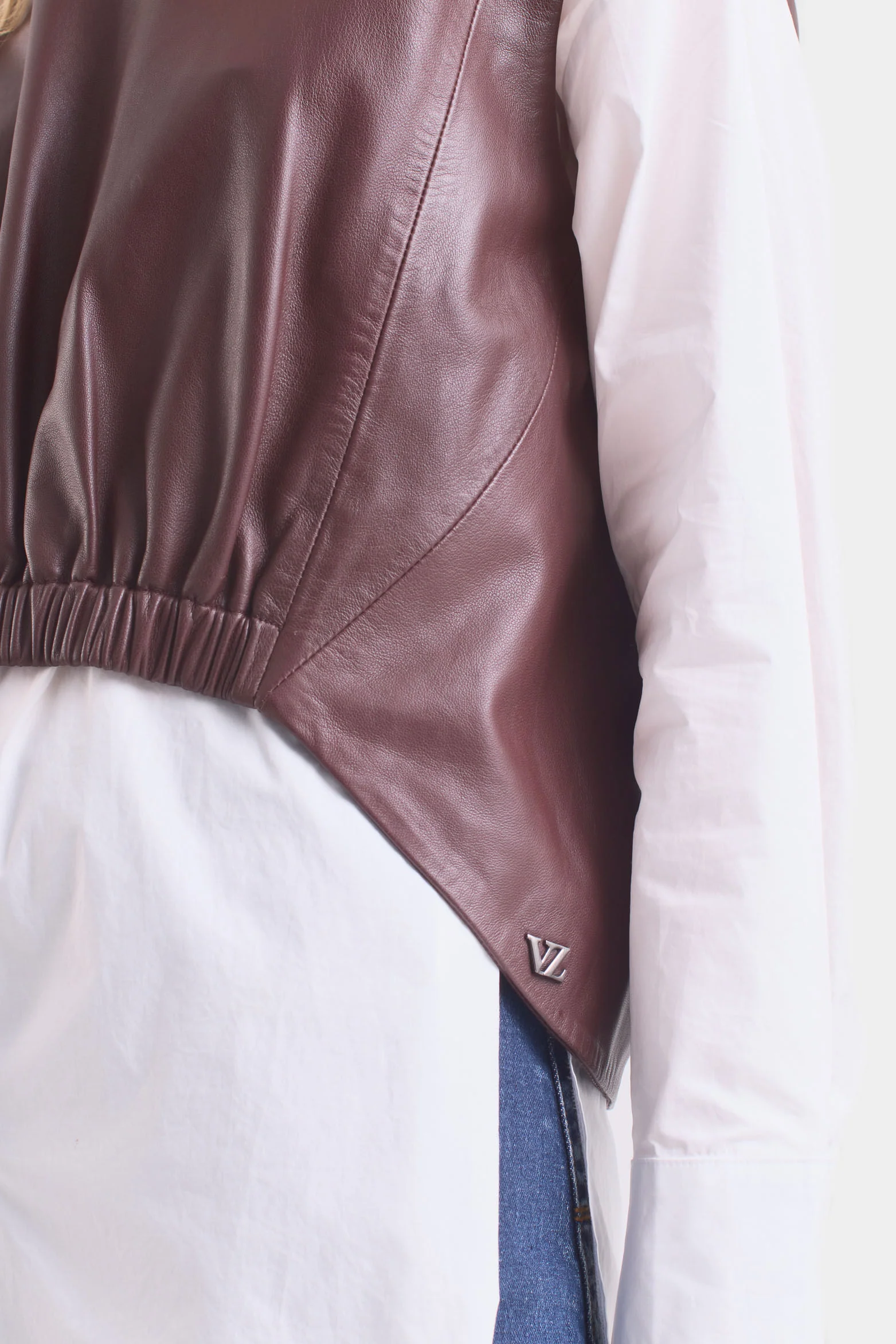 Iris Leather Shirt for Women with Front Elastic - Image 4