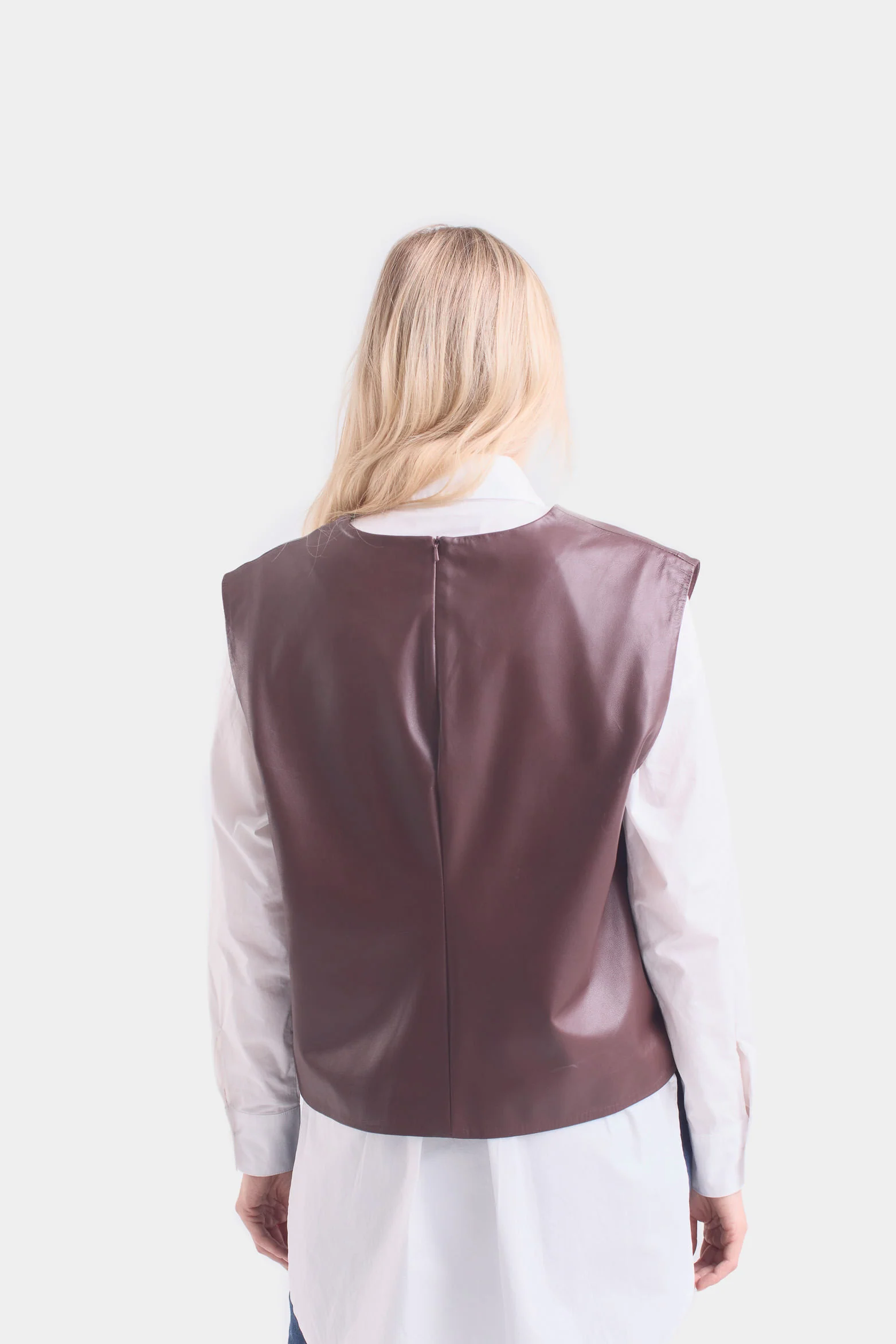 Iris Leather Shirt for Women with Front Elastic - Image 5