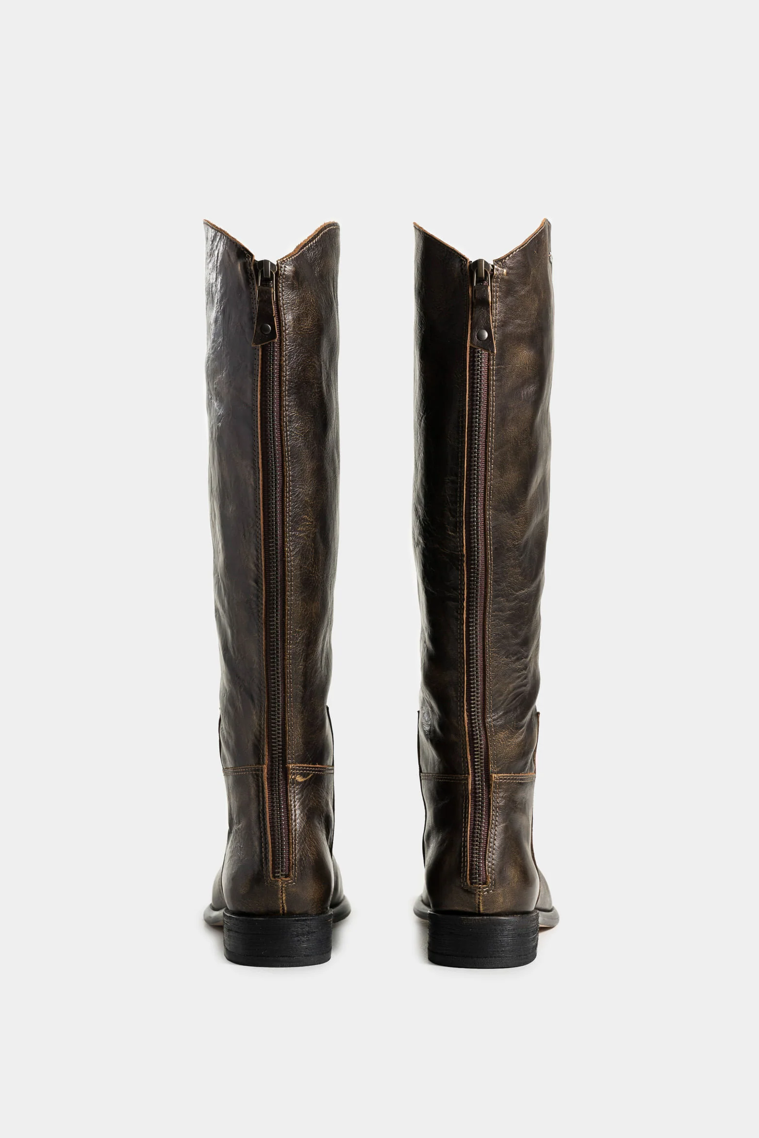 Kalahari Folia Leather Boots for Women with Equestrian Inspiration - Image 3