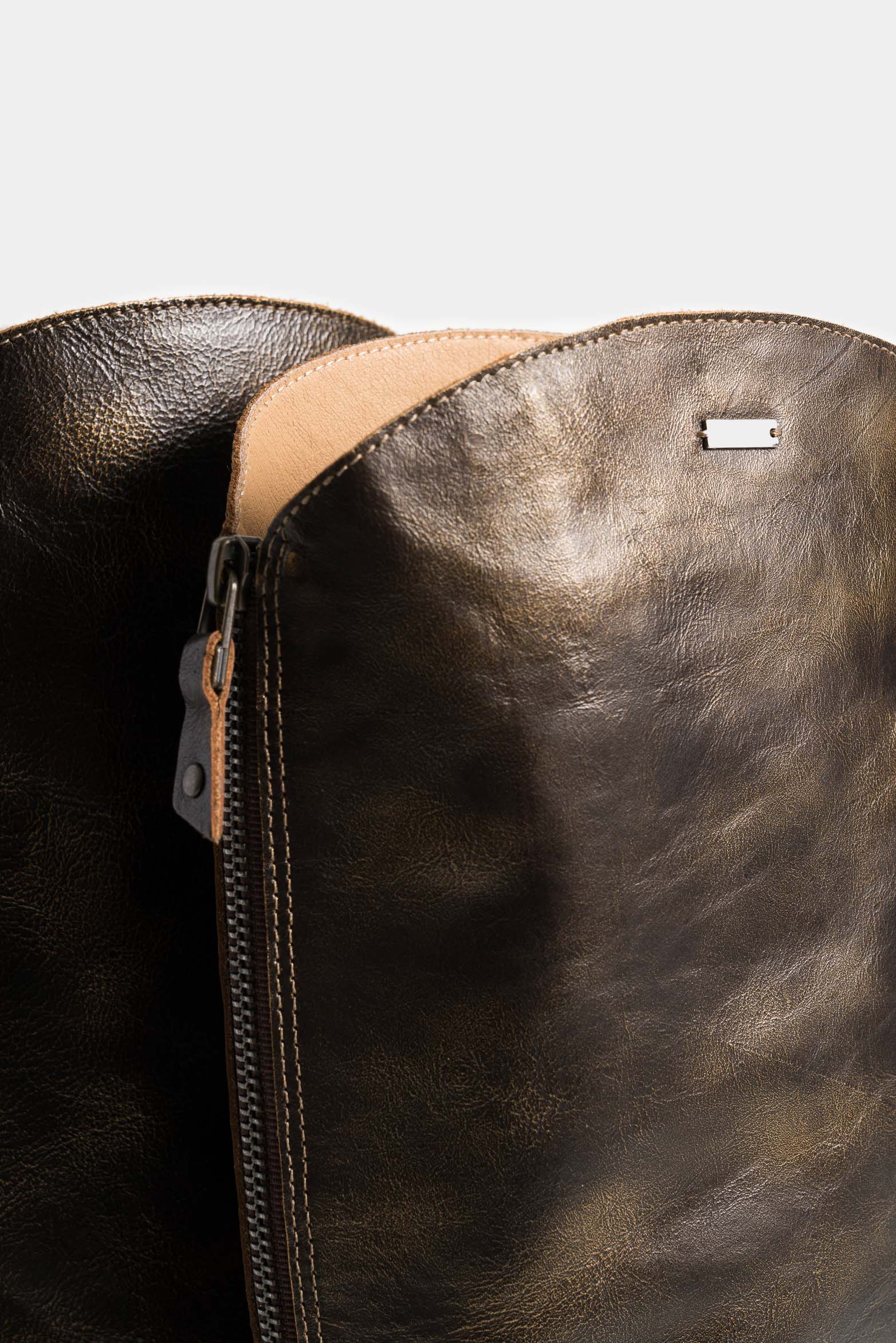 Kalahari Folia Leather Boots for Women with Equestrian Inspiration - Image 5