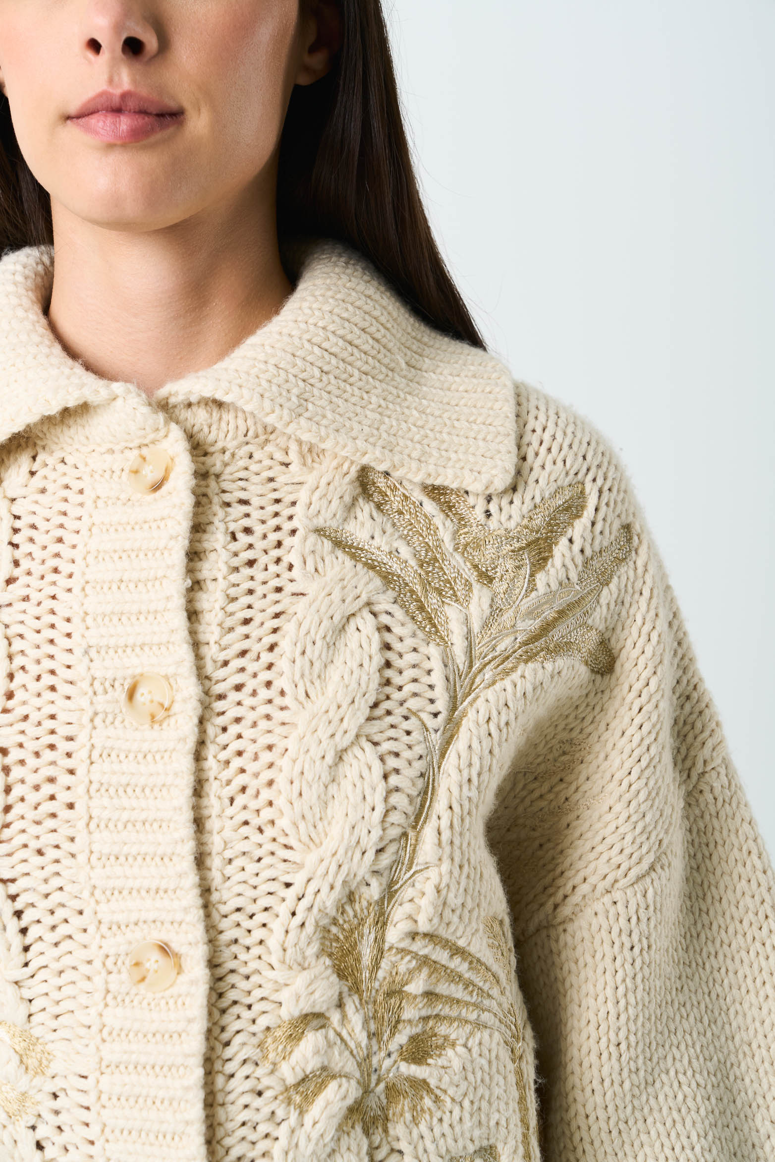 Kalixto Knitted Cardigan for women with embroidery - Image 6