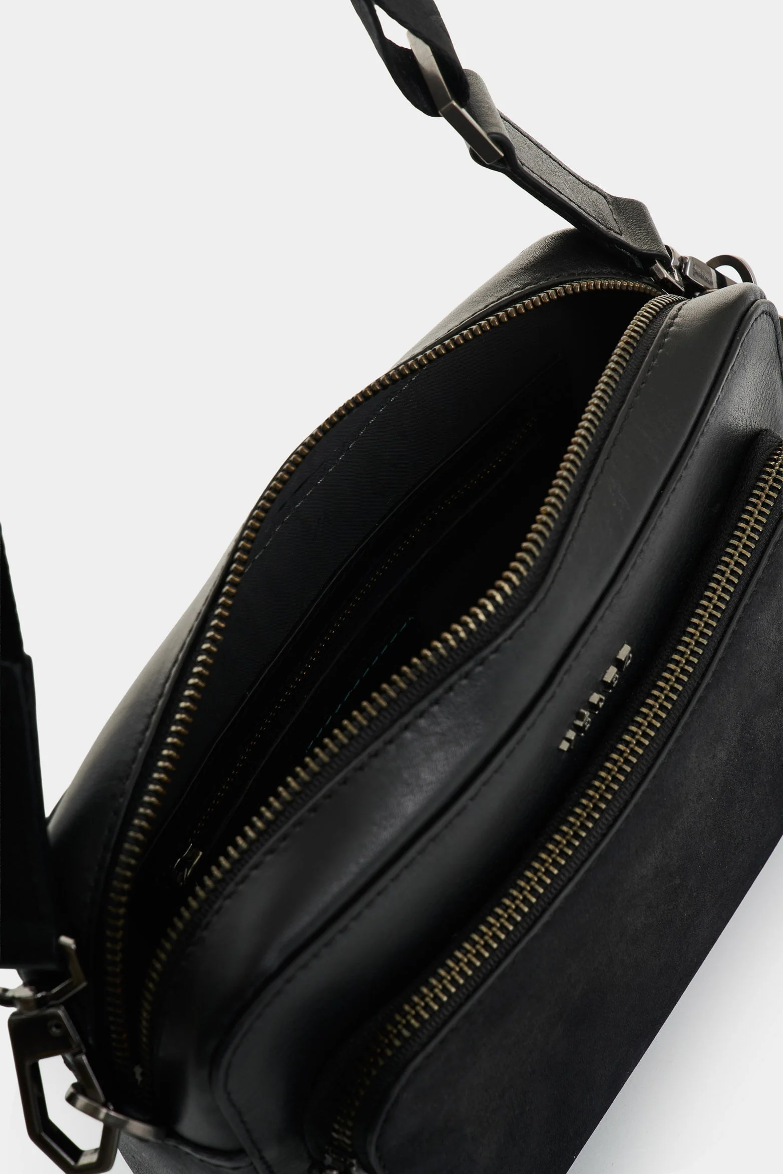 Kansas 2 leather crossbody bag for men - Image 5