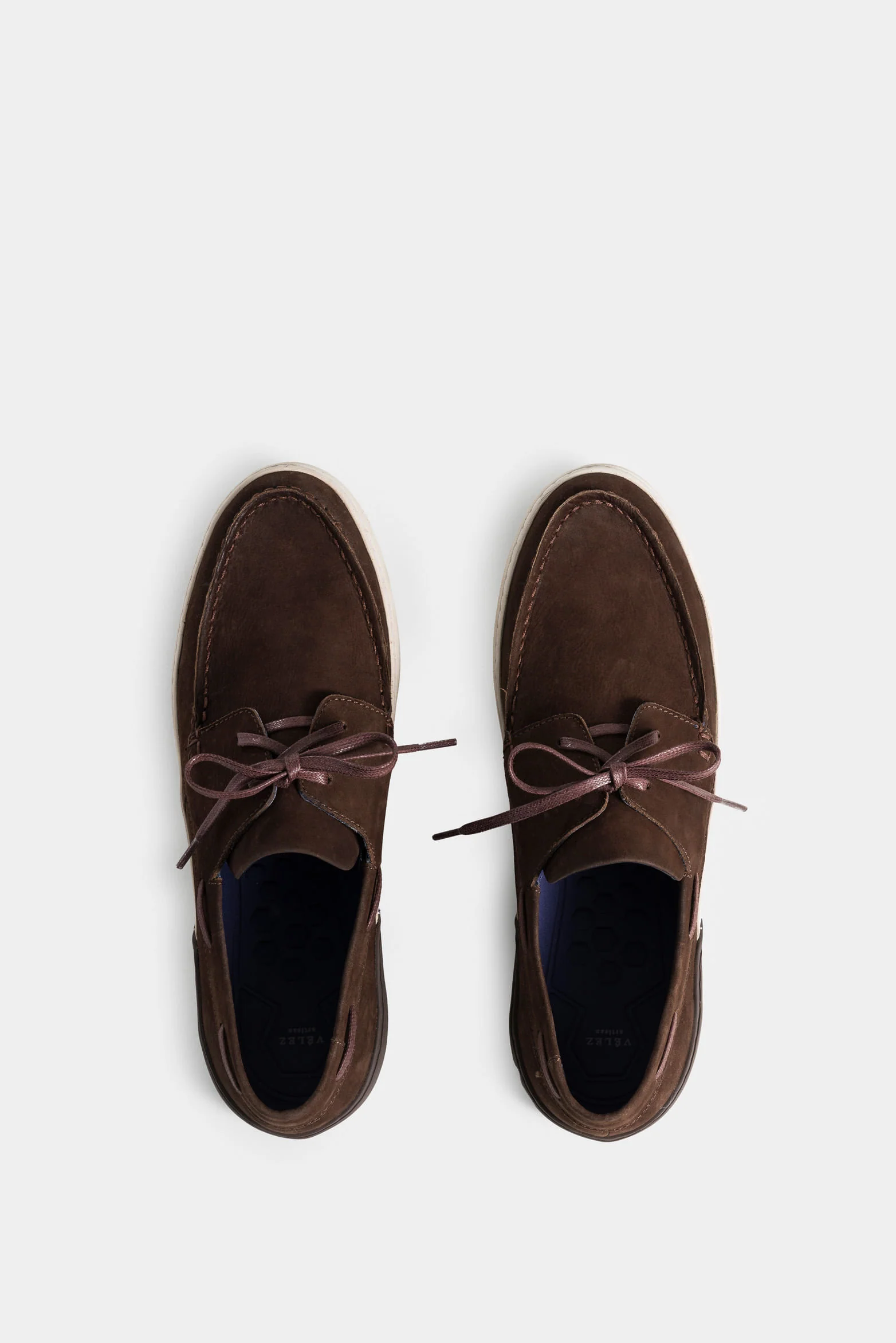 Kansas Leather Moccasins for Men with Scribe Effect - Image 4