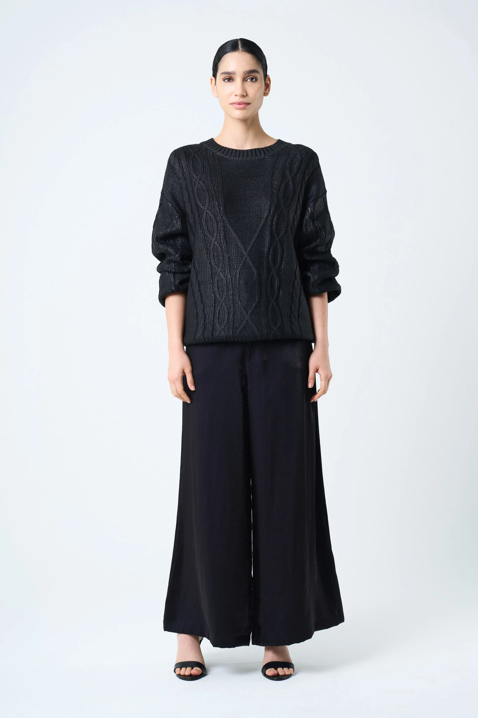 Layla knitted sweater for women with resin effect - Image 4