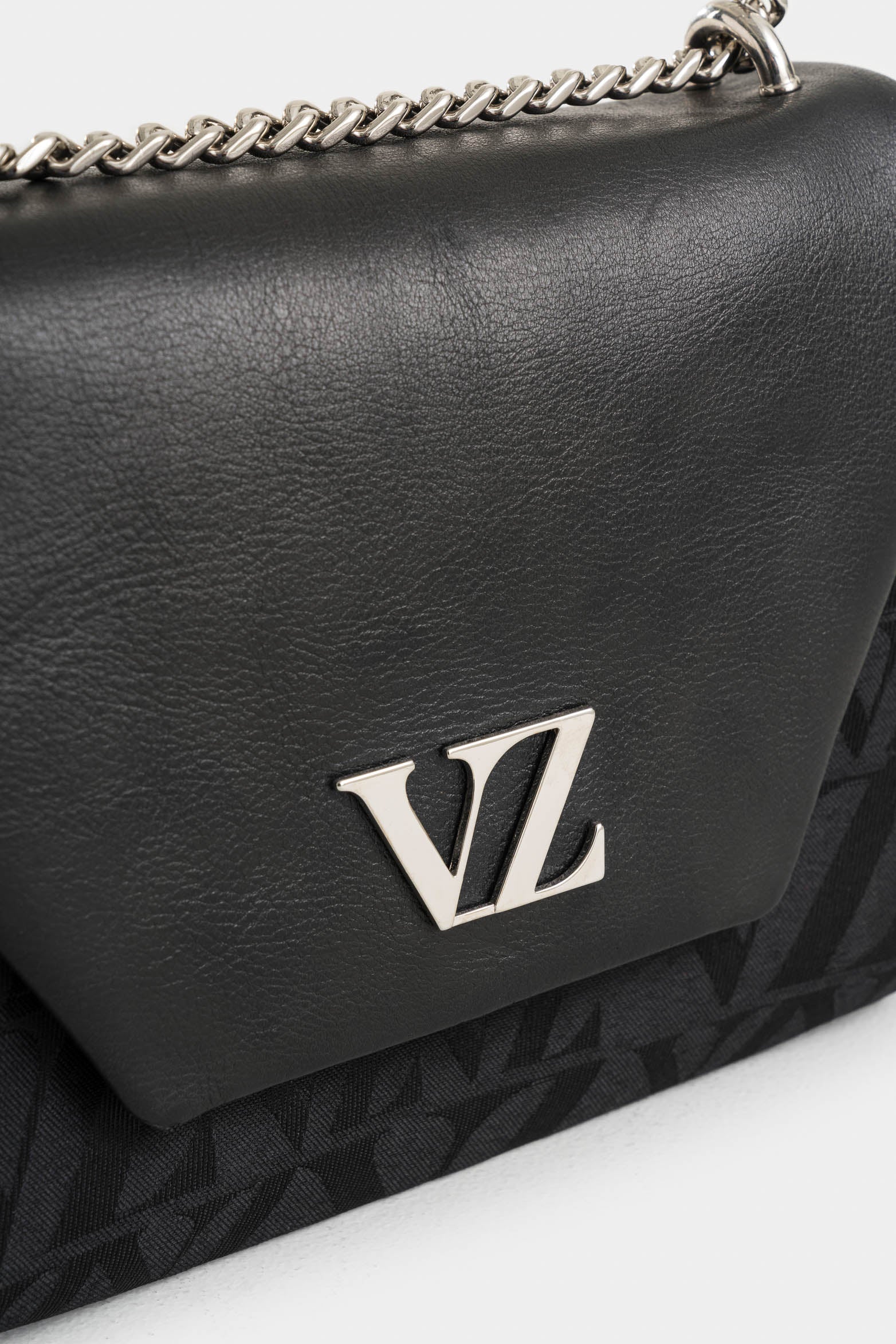 Lili 2.0 Leather Bowling Bag for Women with Monogram - Image 4