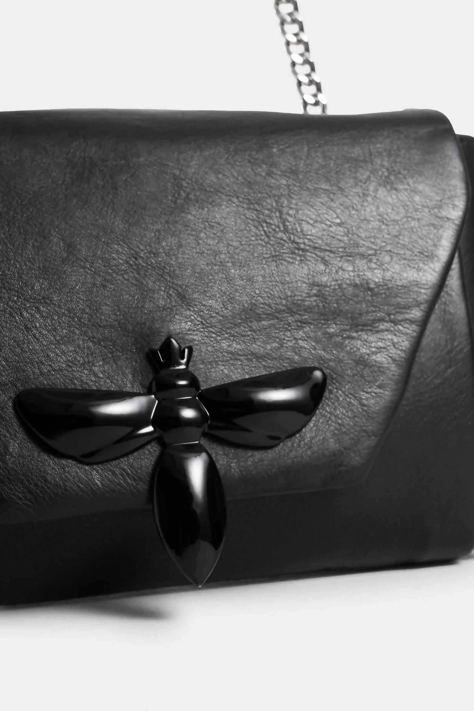 Lili Bowling Leather Bag with Hexagon Lid - Image 4