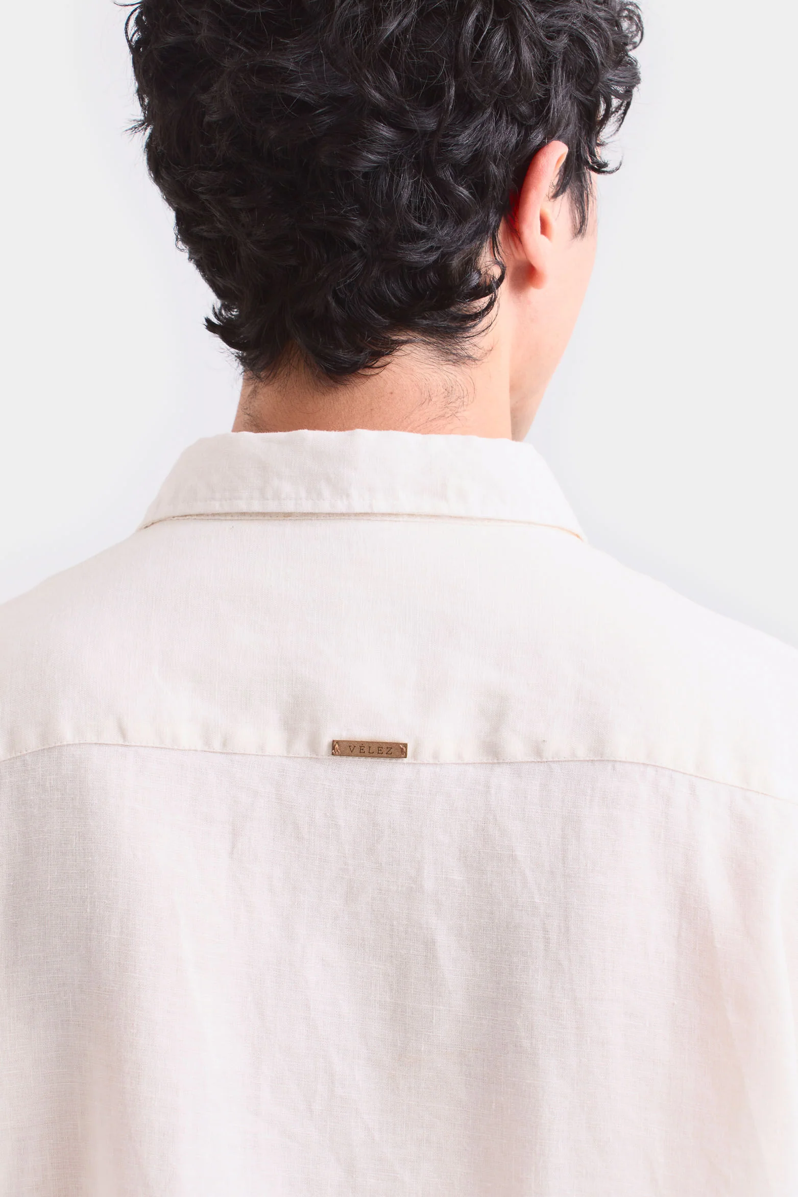 LongSleeve Linen Shirt for Men SemiFitted - Image 5