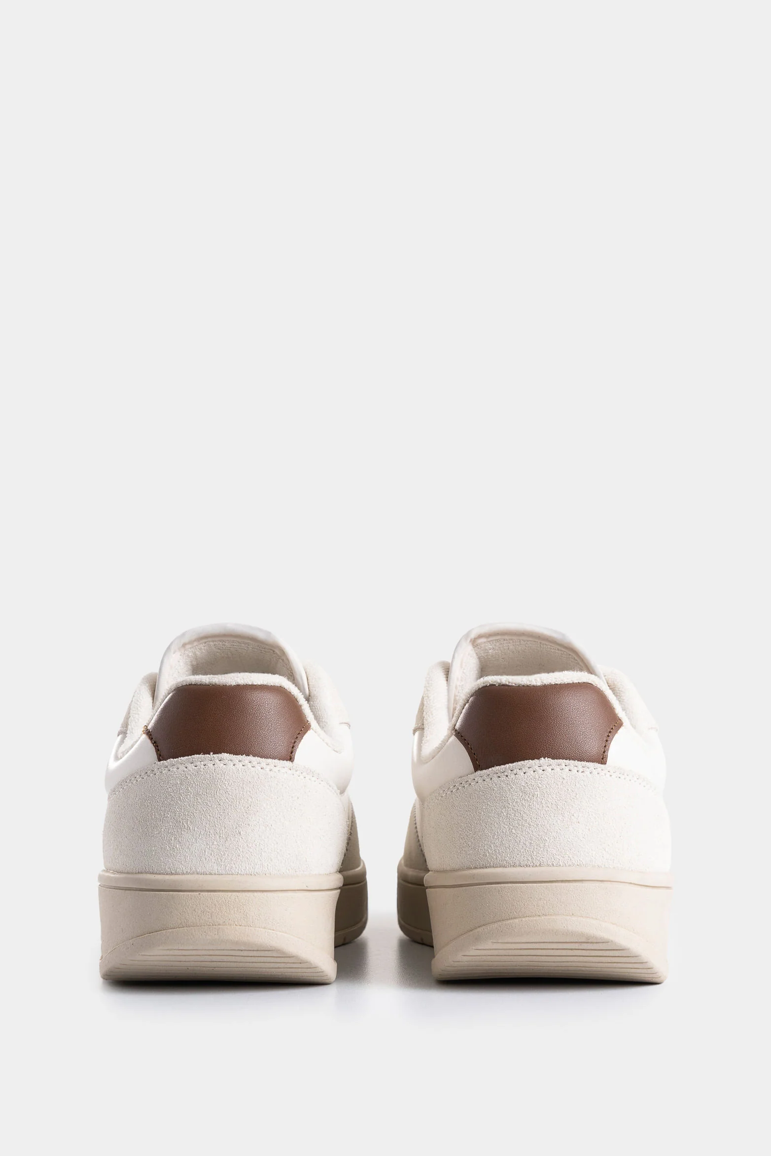 Lyra Leather Sneakers for Men Extra Lightweight Sole - Image 3