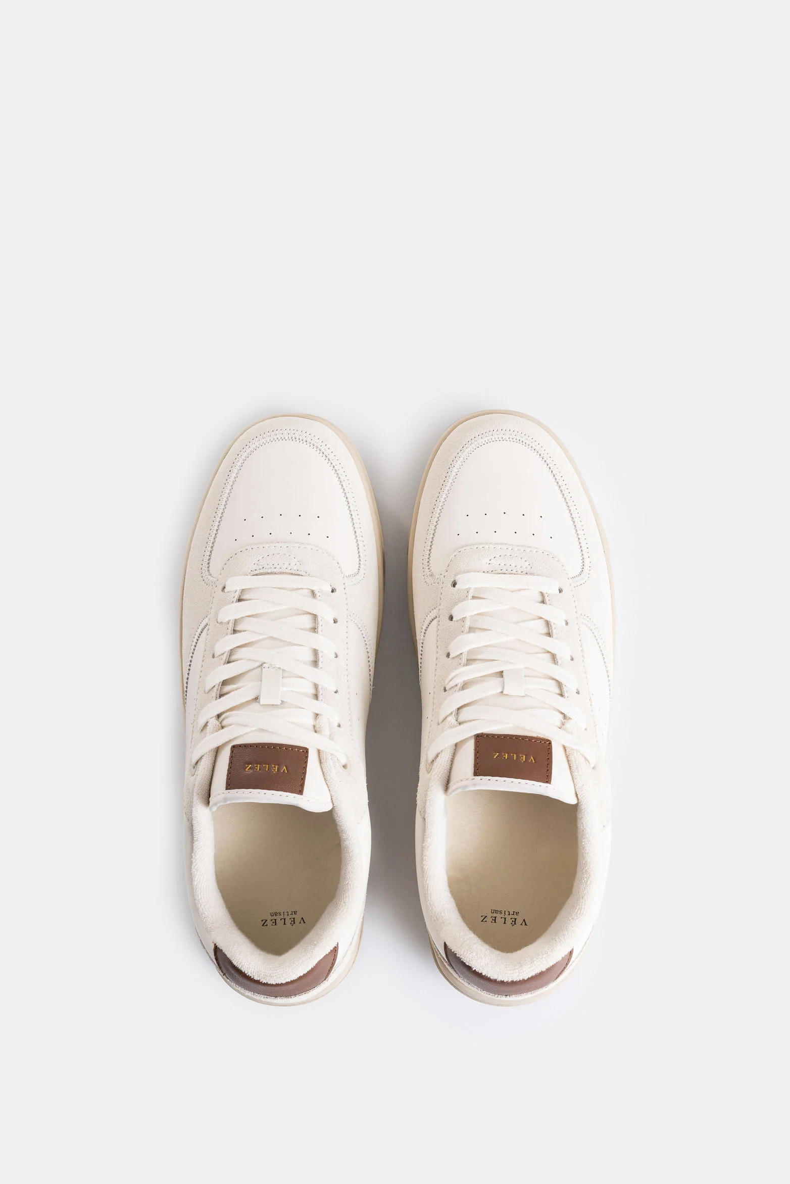 Lyra Leather Sneakers for Men Extra Lightweight Sole - Image 4