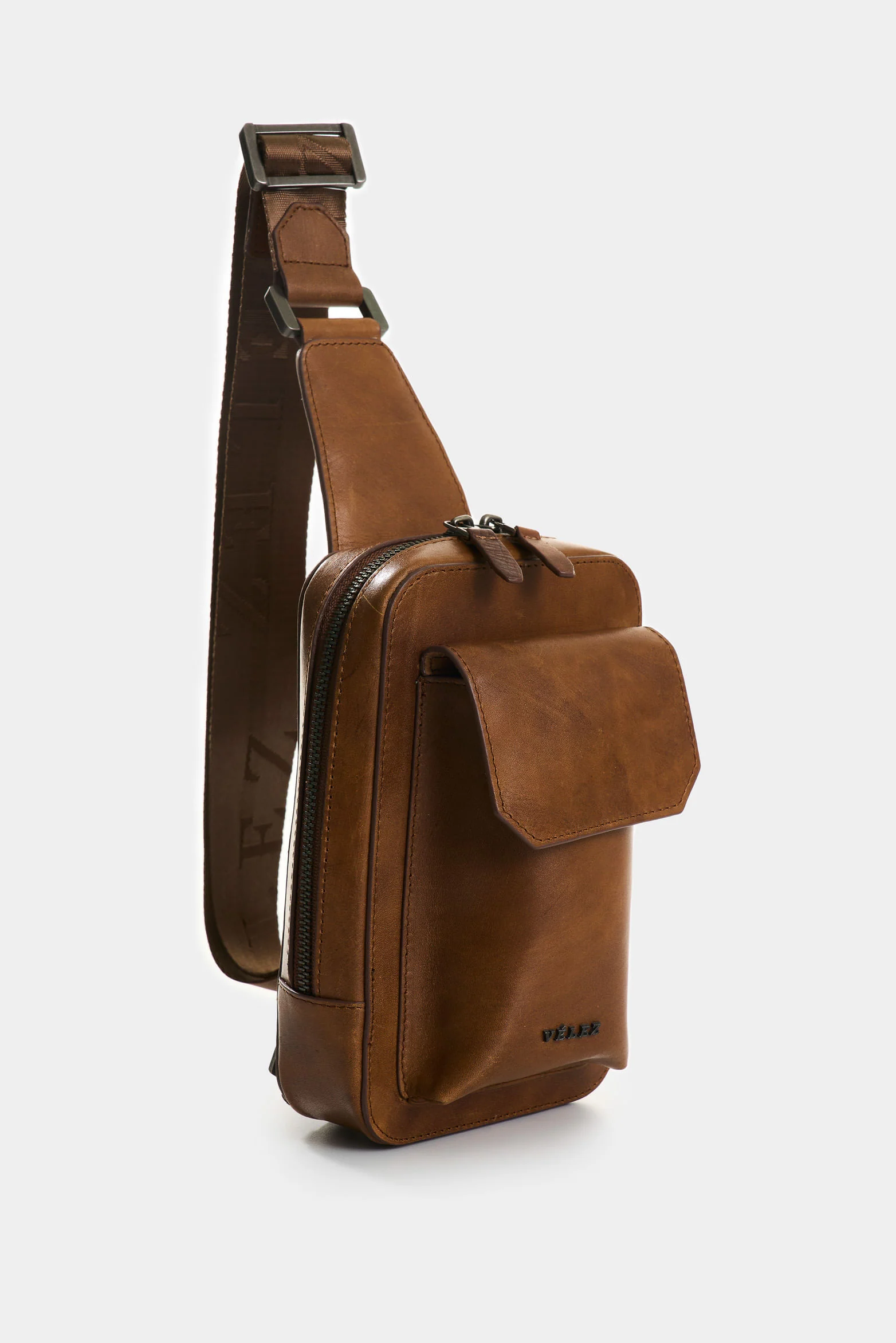 Lyra Men's Waxed Effect Leather Hands-Free Bag - Image 2