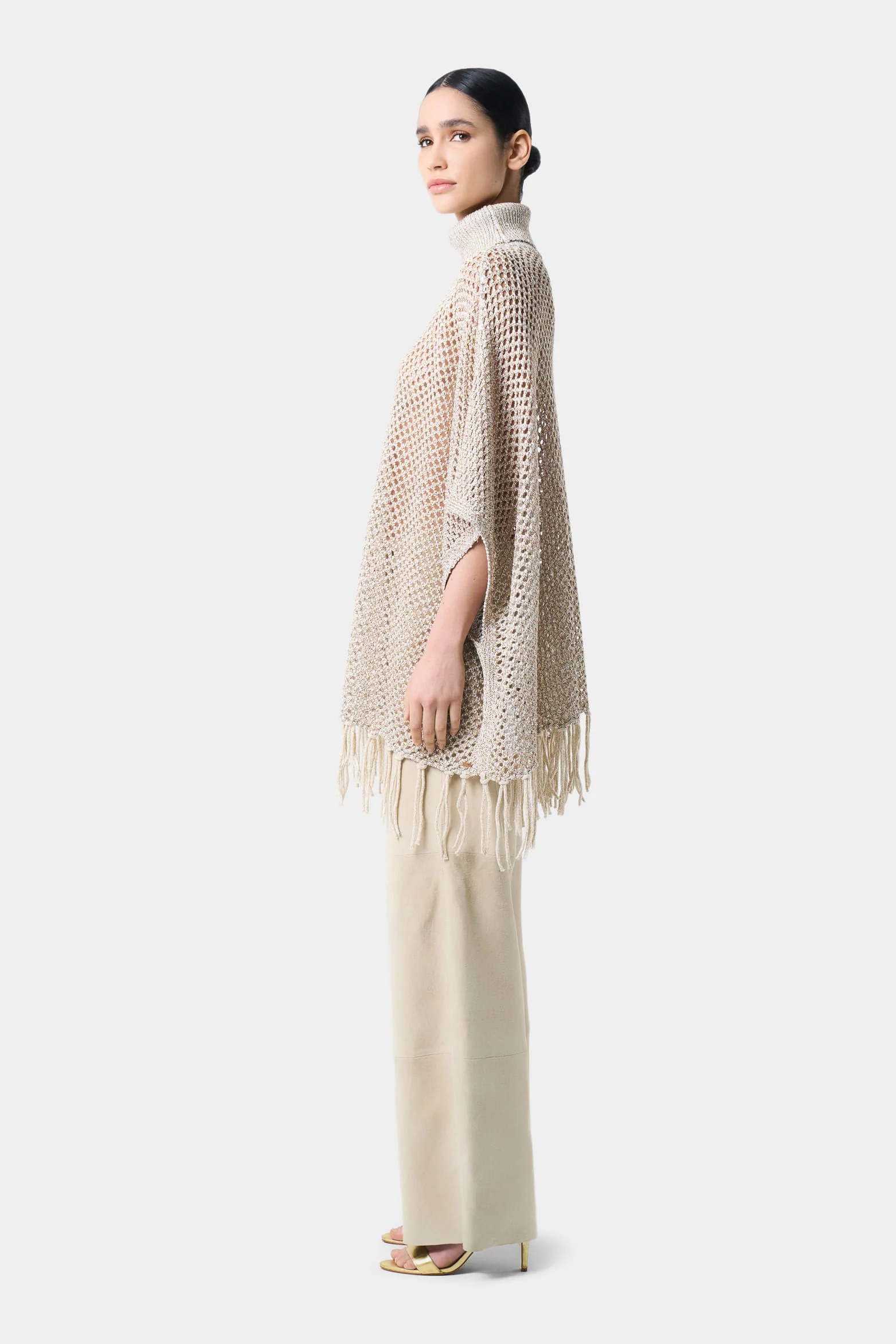 Lyra sweater knitted for women fringed - Image 2