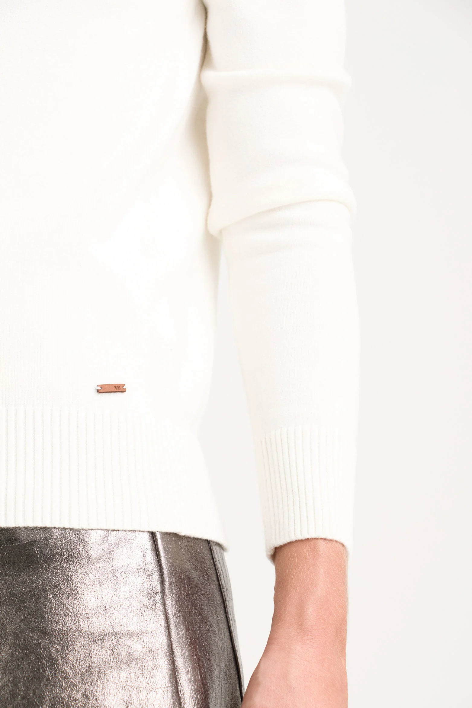 Maqui Basic Knit Sweater Turtleneck - Image 5