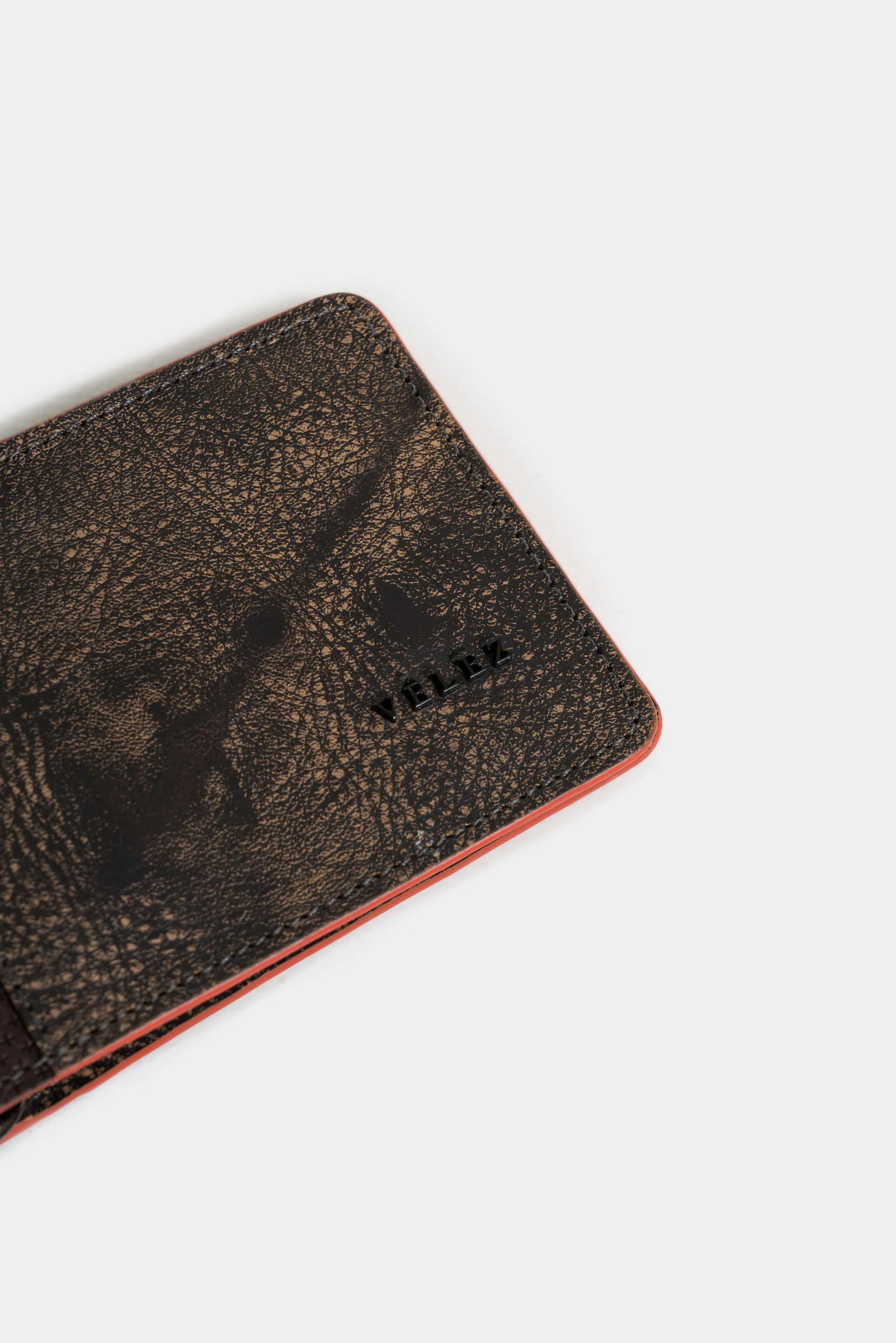 Men’s Australis Wallet in Hand-Aged Leather - Image 4
