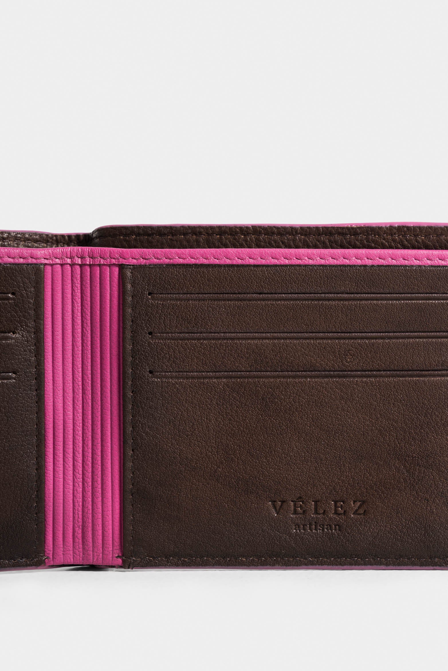 Men’s Australis Wallet in Hand-Aged Smooth Leather - Image 5