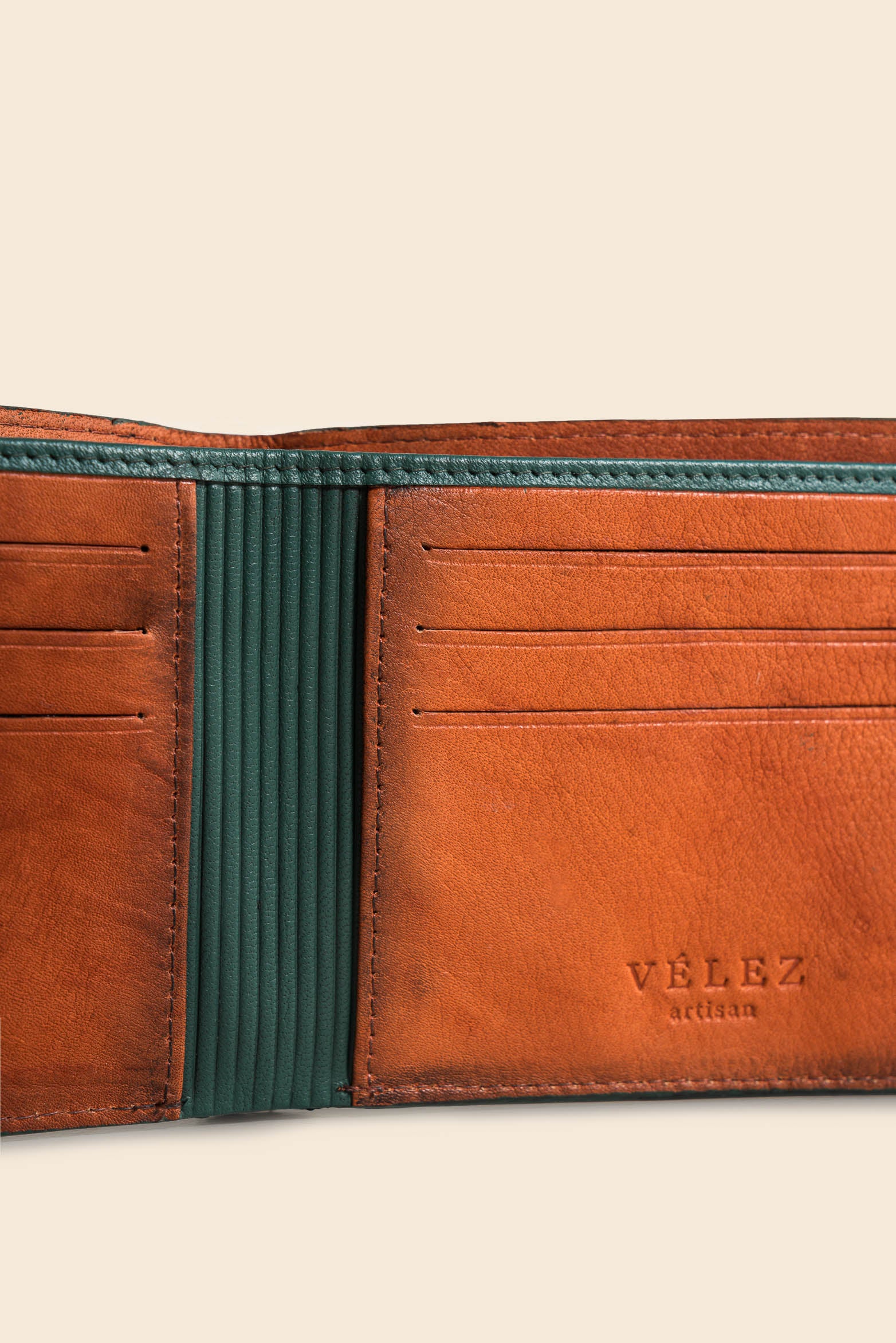 Men’s Australis Wallet in Hand-Aged Smooth Leather - Image 5