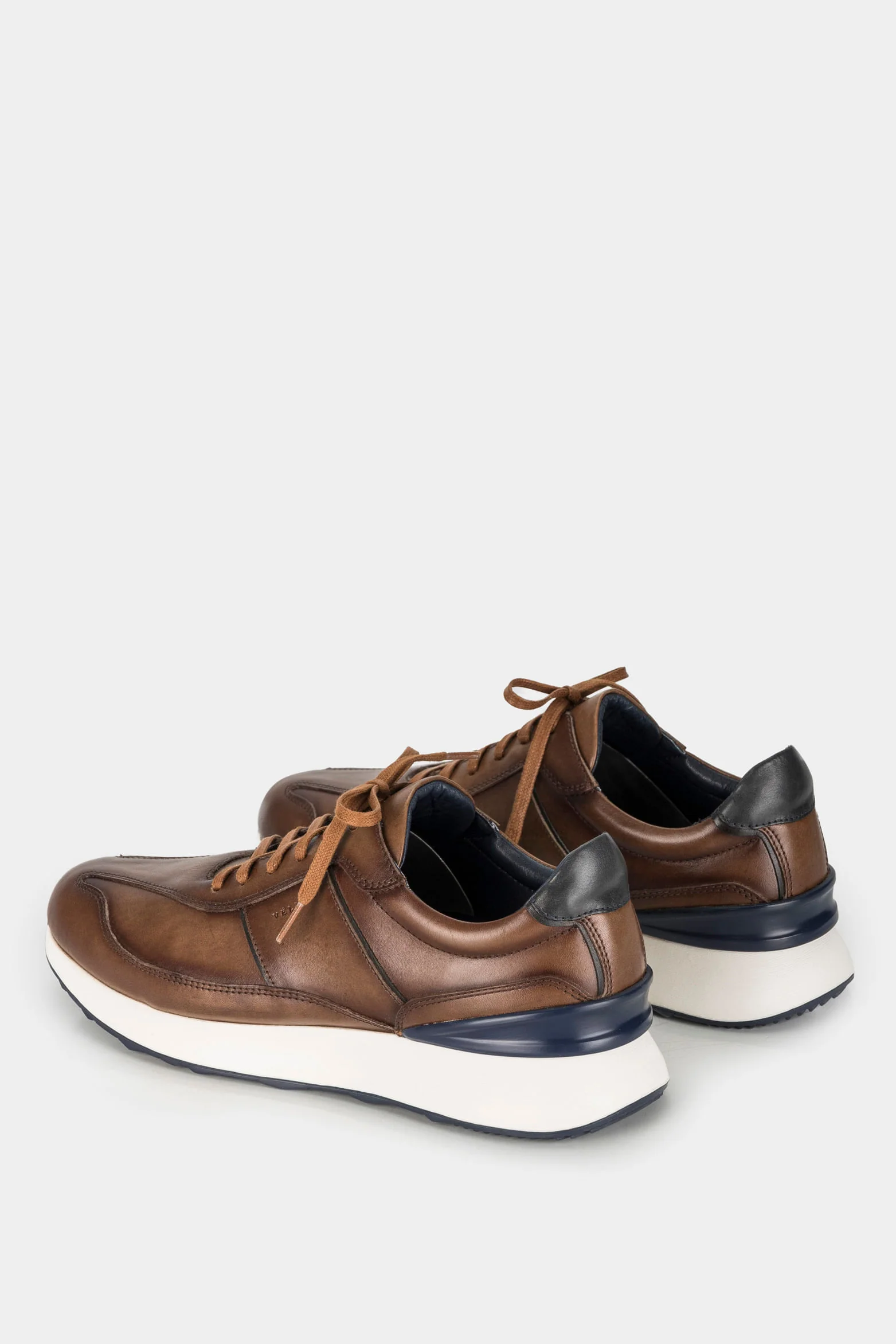 Men’s Boston Leather Sneakers with Contrast Heel Counter - Image 3