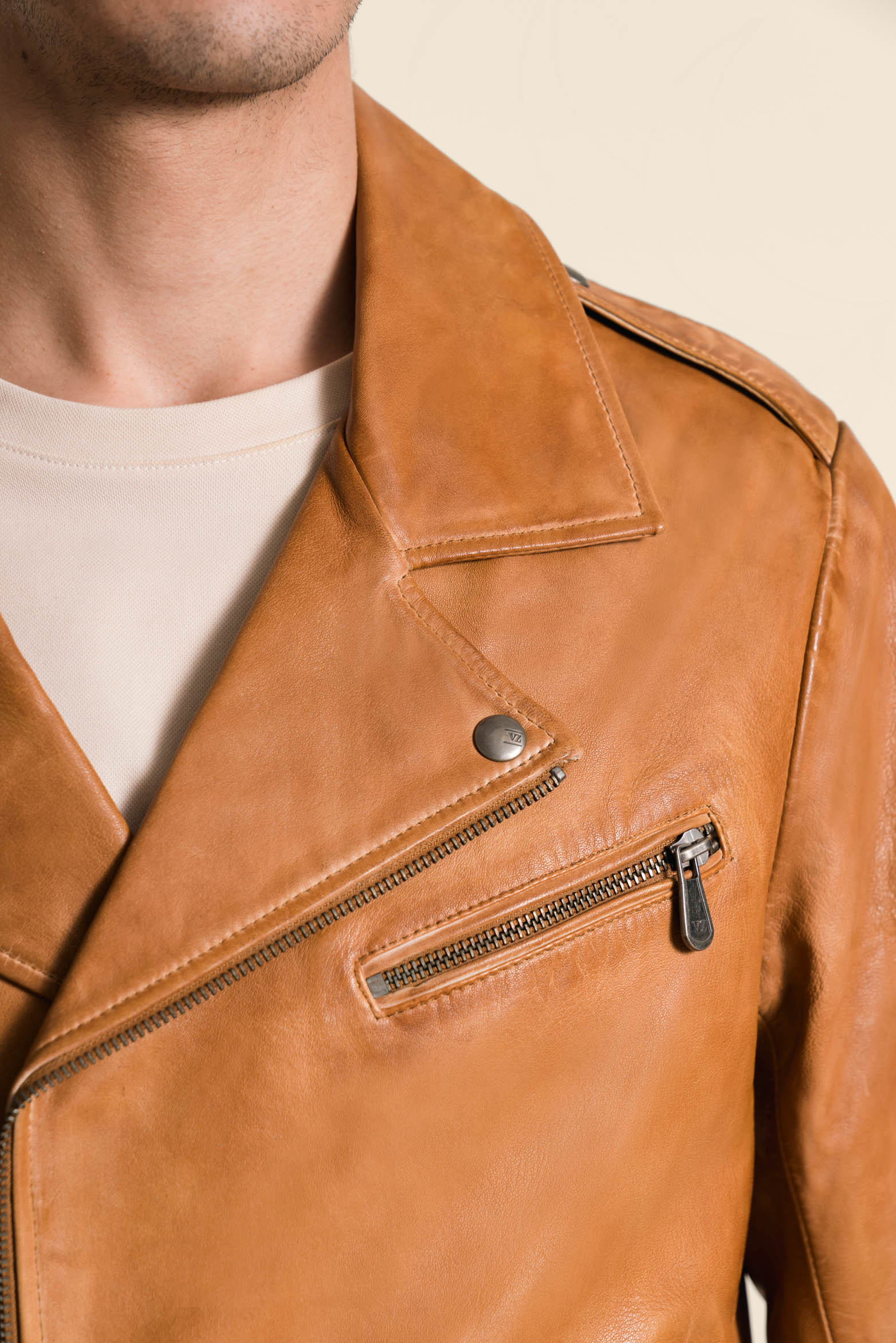 Men’s Classic Leather Biker Jacket in Honey Leather - Image 2